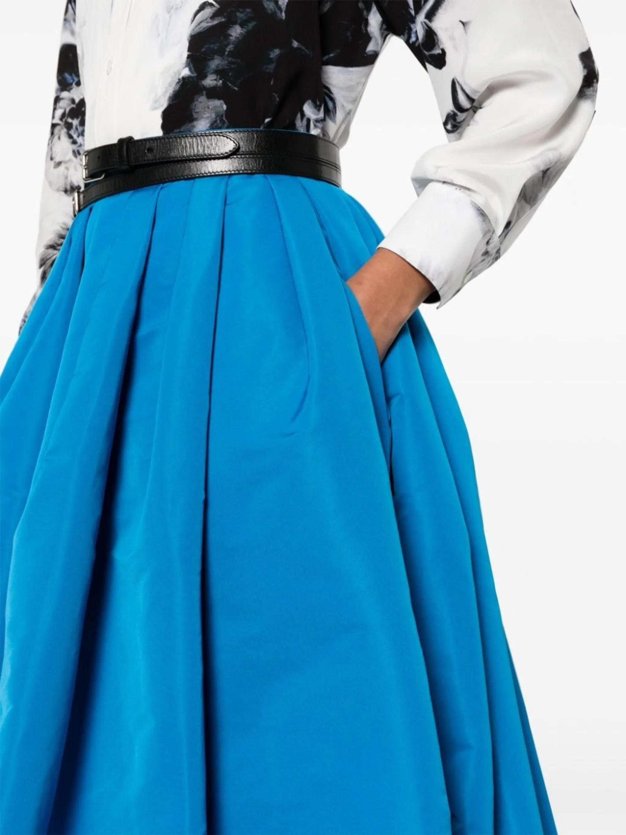 Alexander McQueen pleated faille midi skirt | Eraldo.com CH Alexander McQueen pleated faille midi skirt | Eraldo.com CH