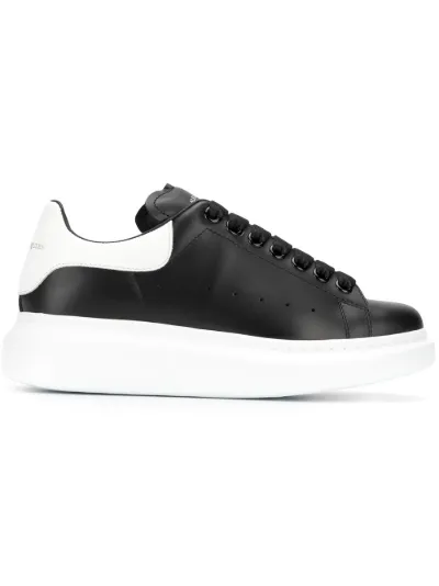 Alexander McQueen Sneakers oversize nero | MODES