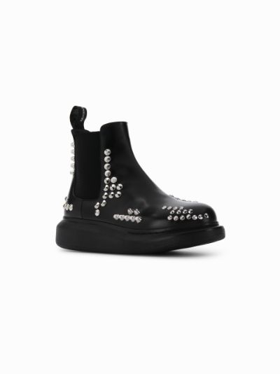 Alexander mcqueen outlet studded booties