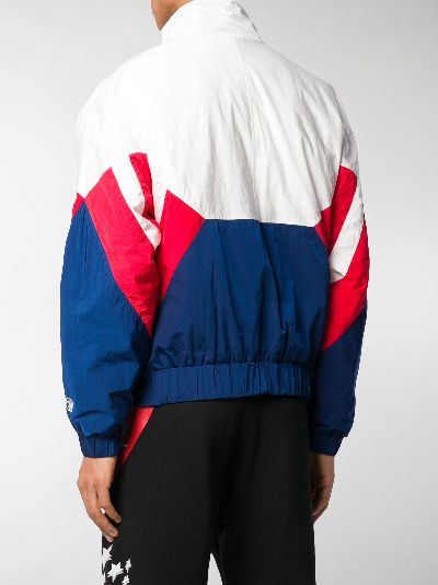 lightweight nylon windbreaker