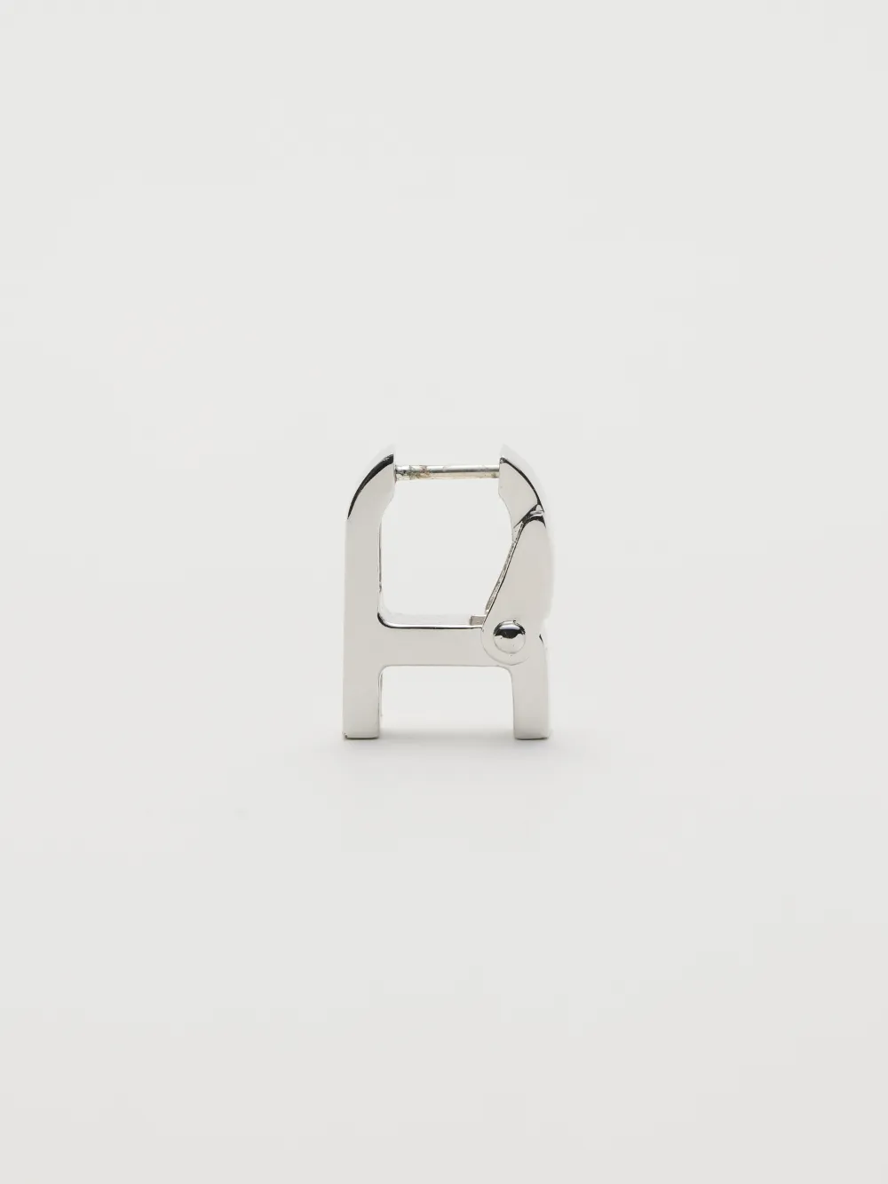 A CARABINER EARRING AMBUSH® Official