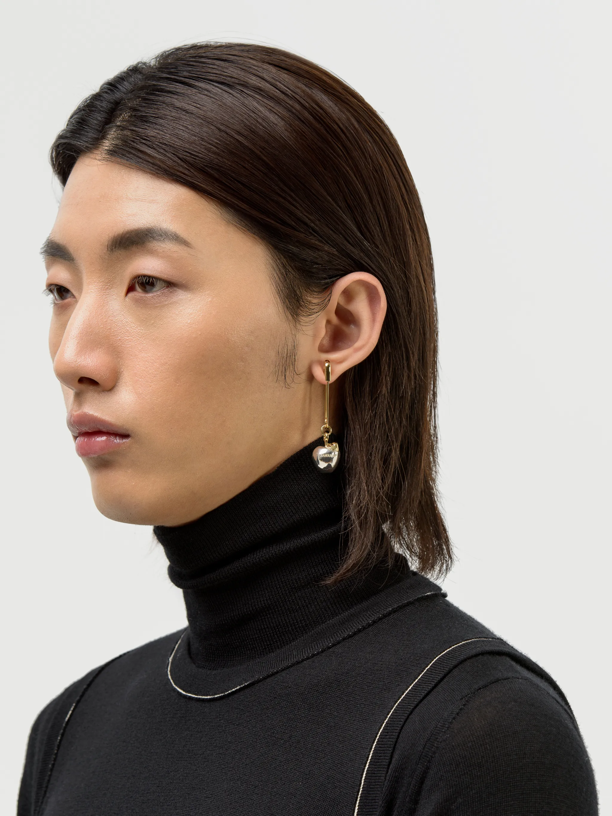APPLE CHARM EARRING 925