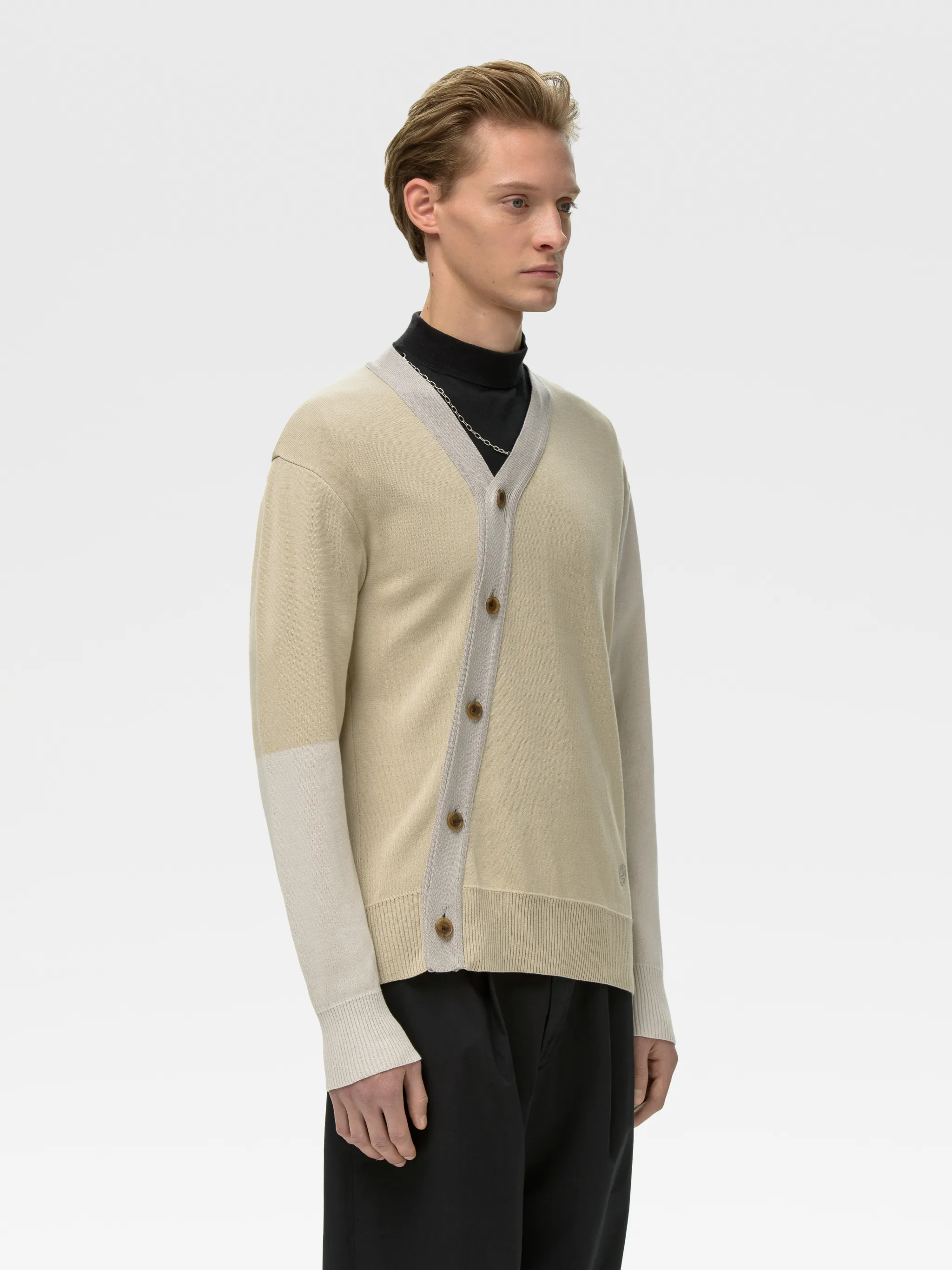 ASYMMETRIC CARDIGAN