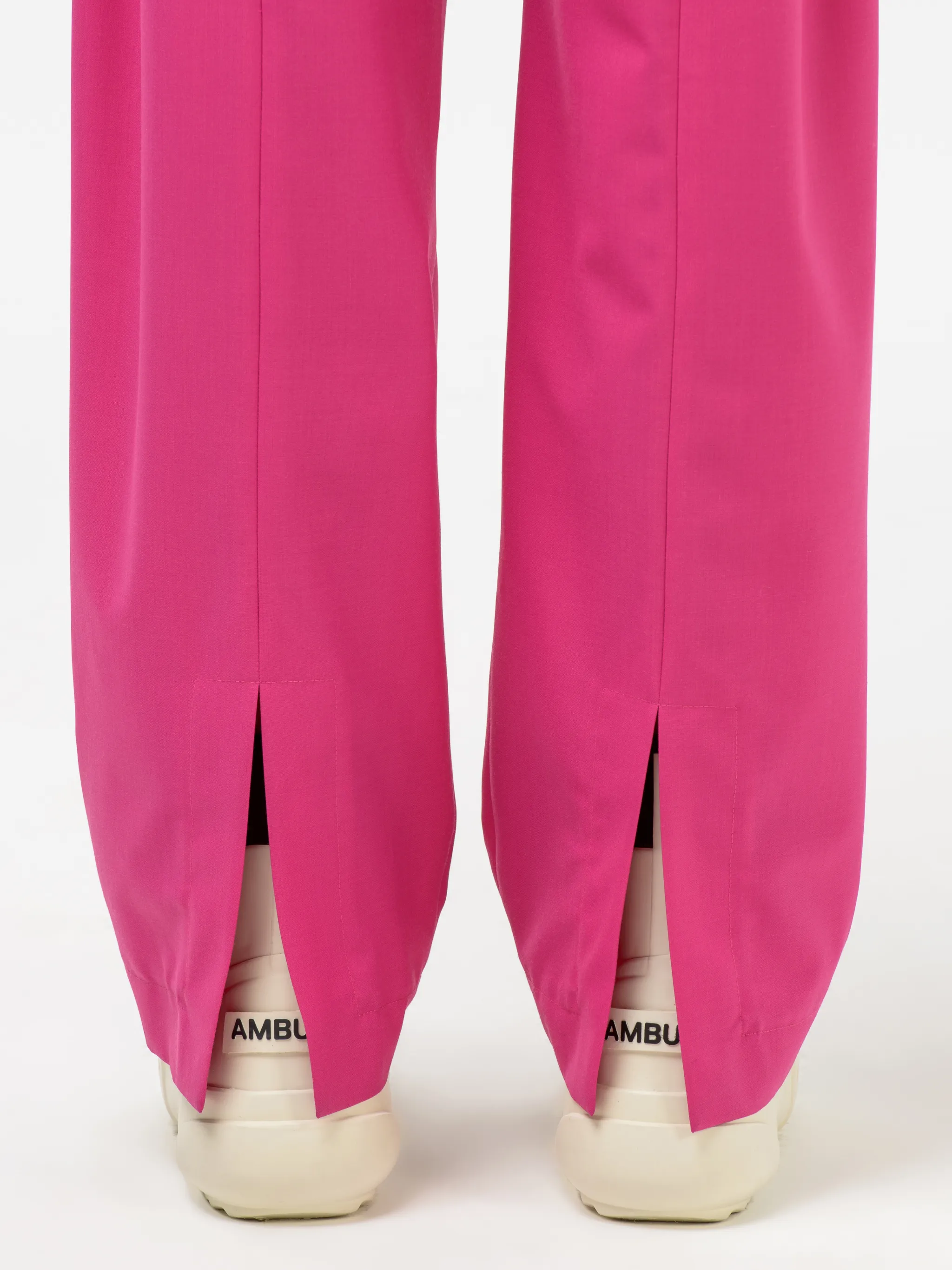 BACK SLIT PANTS