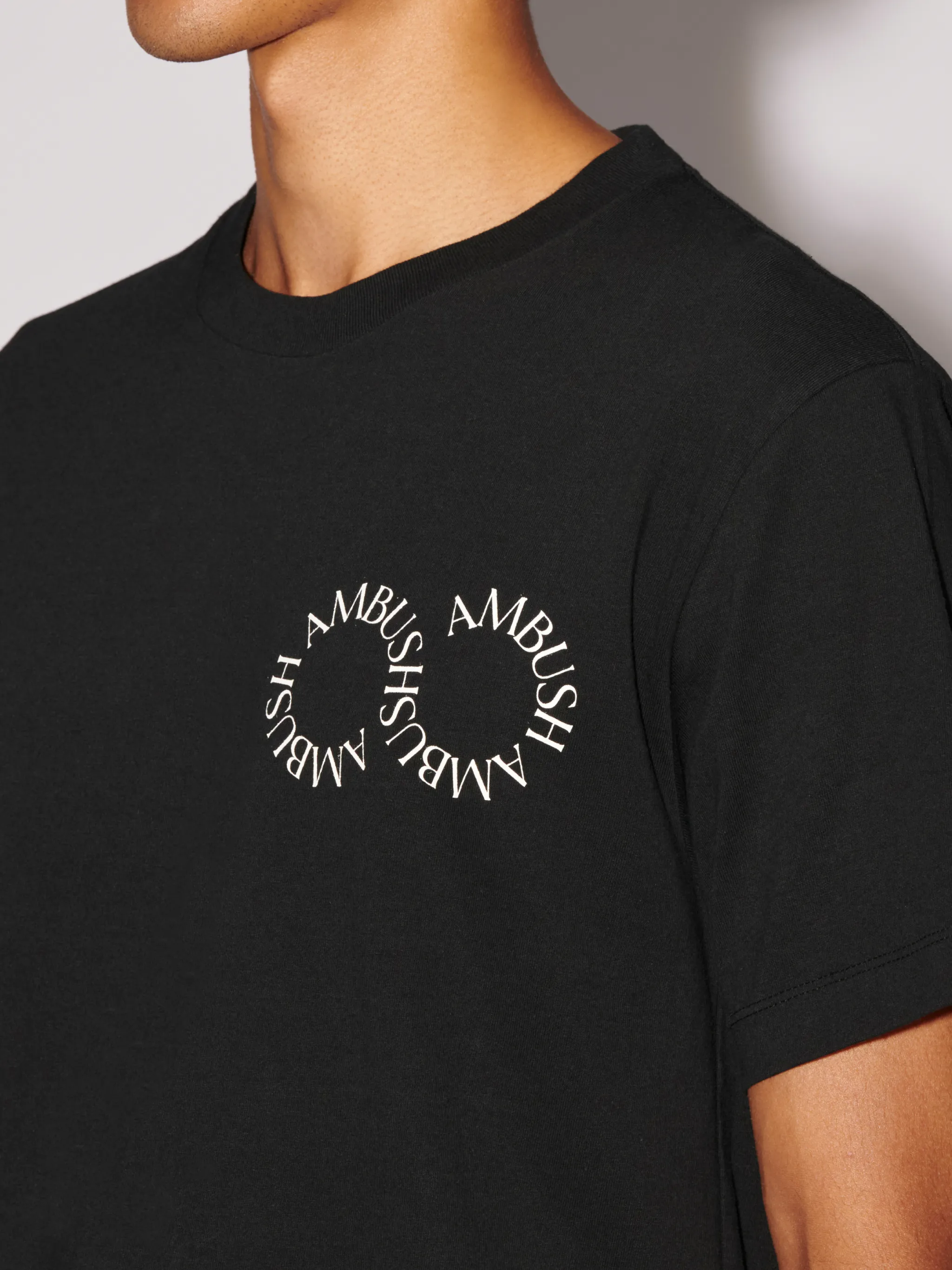 BIG GLOBE T-SHIRT
