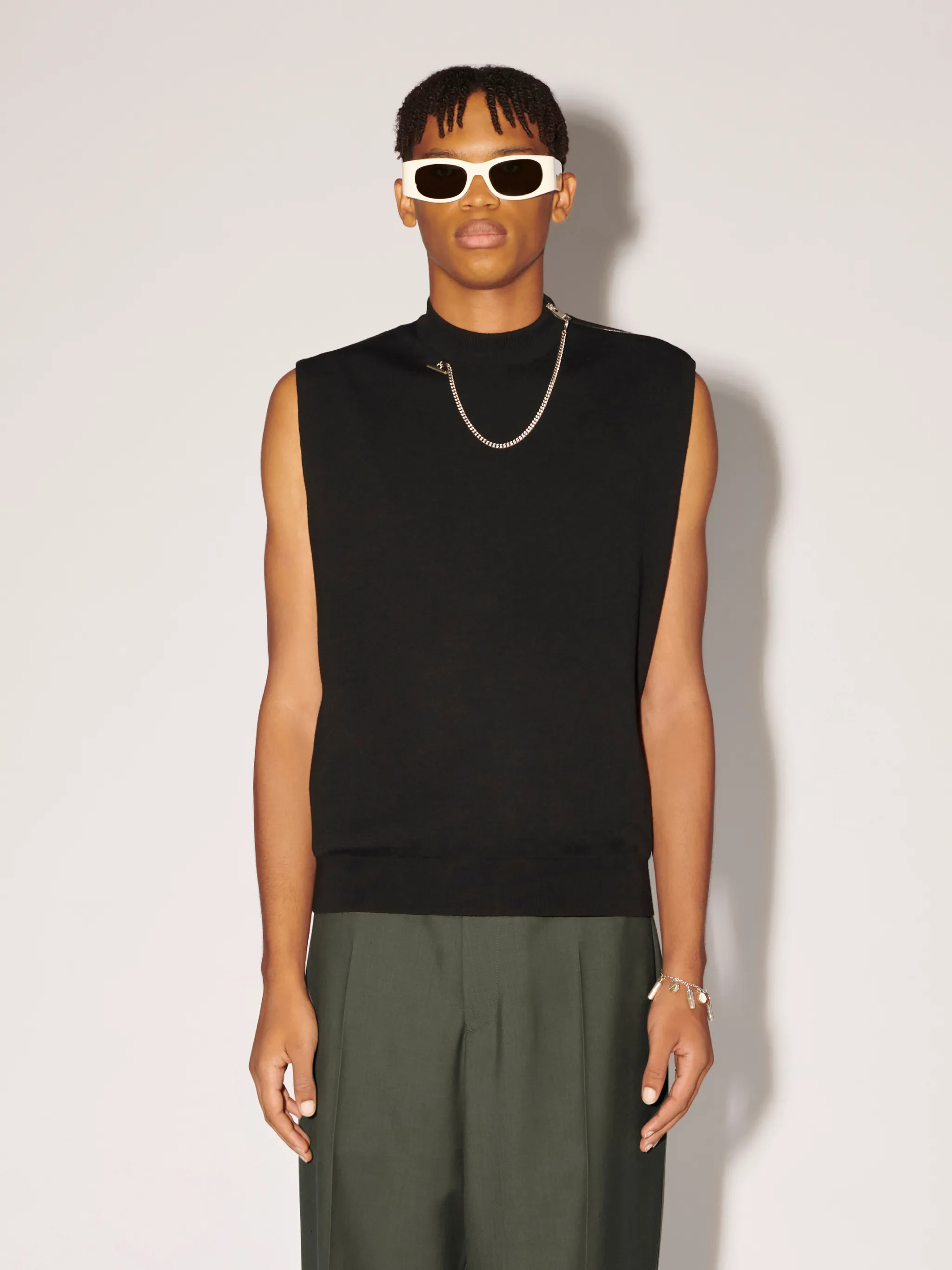 Chain Knit Vest