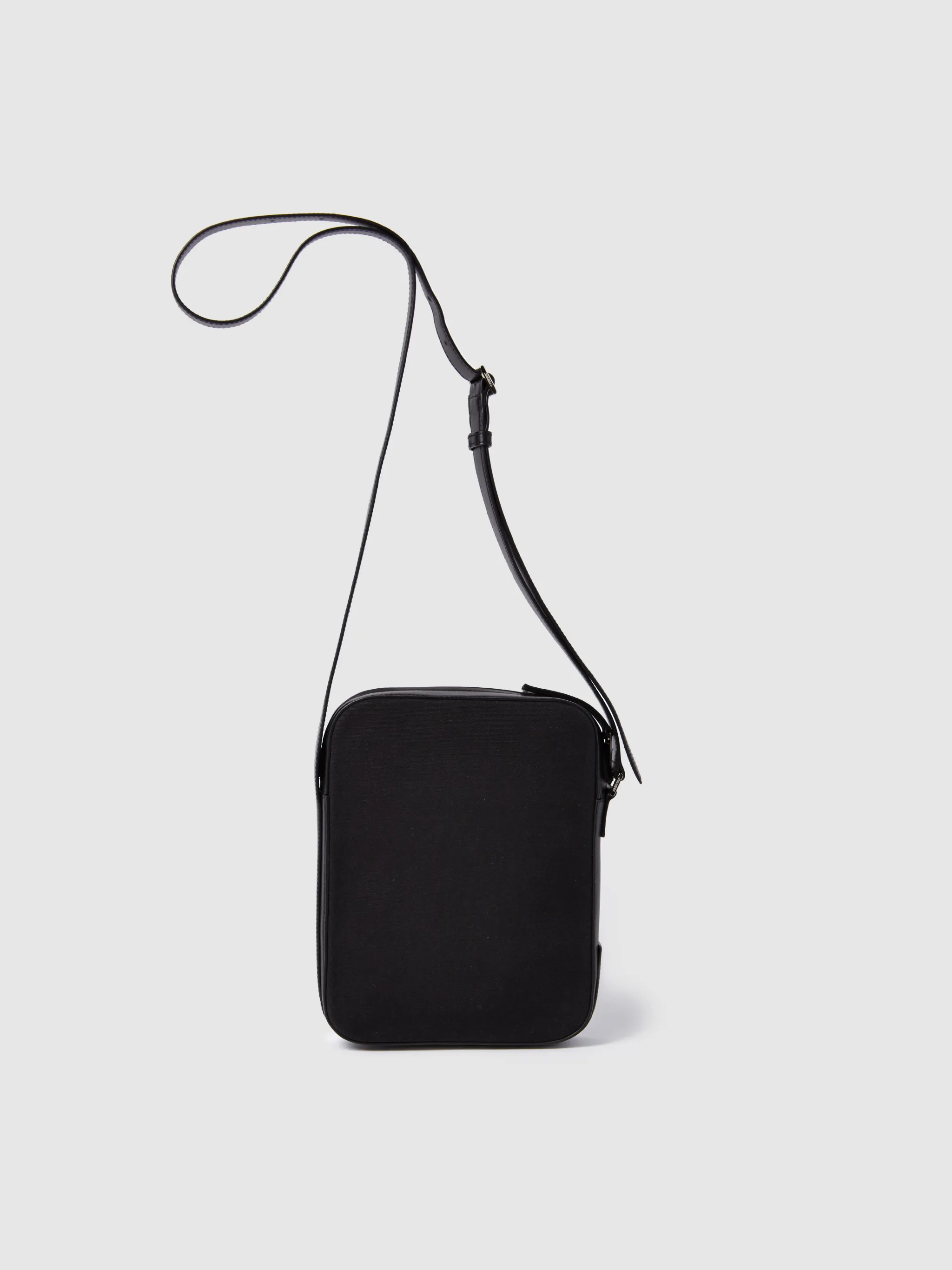 CROSS BODY BAG