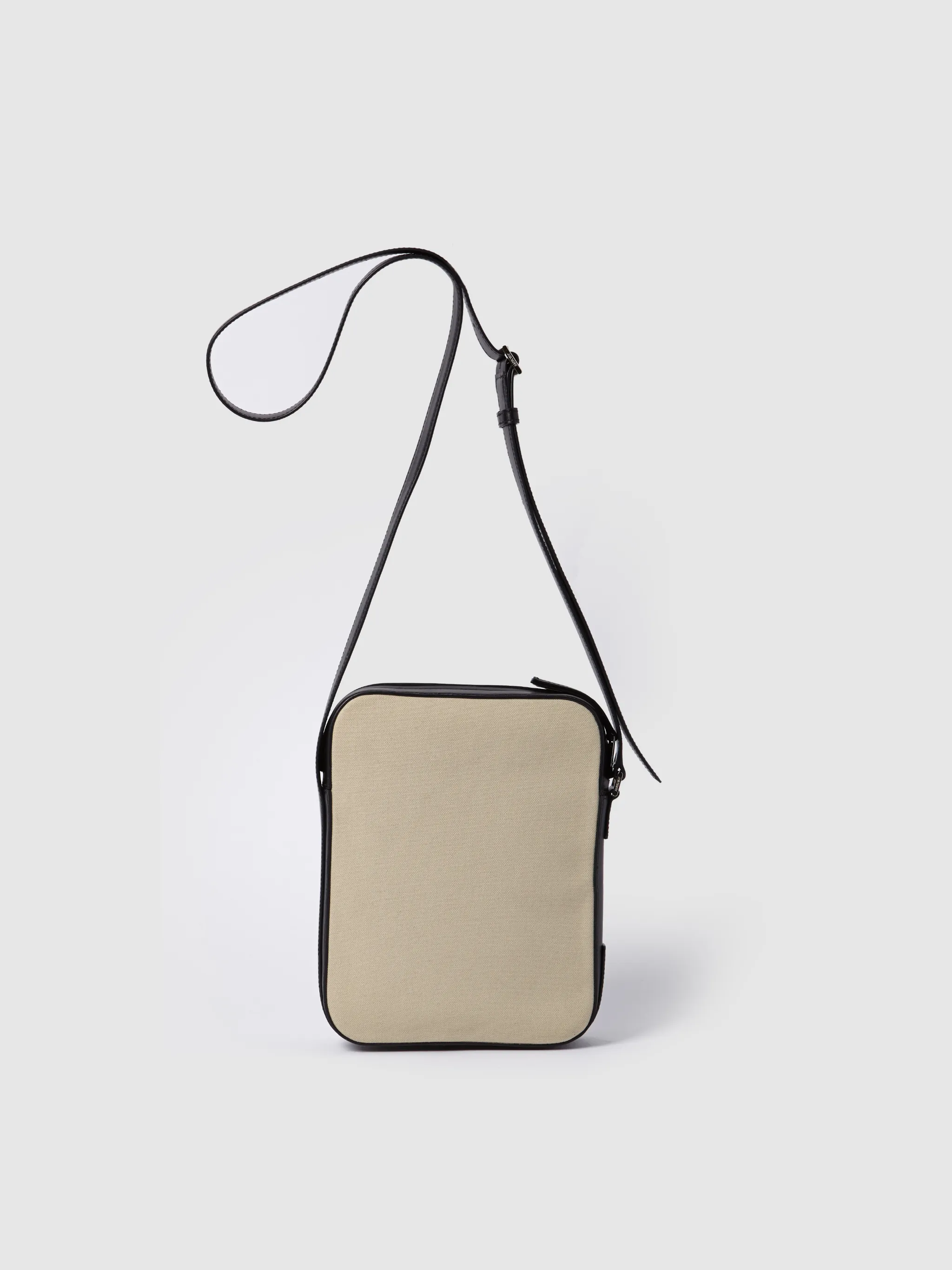 CROSS BODY BAG