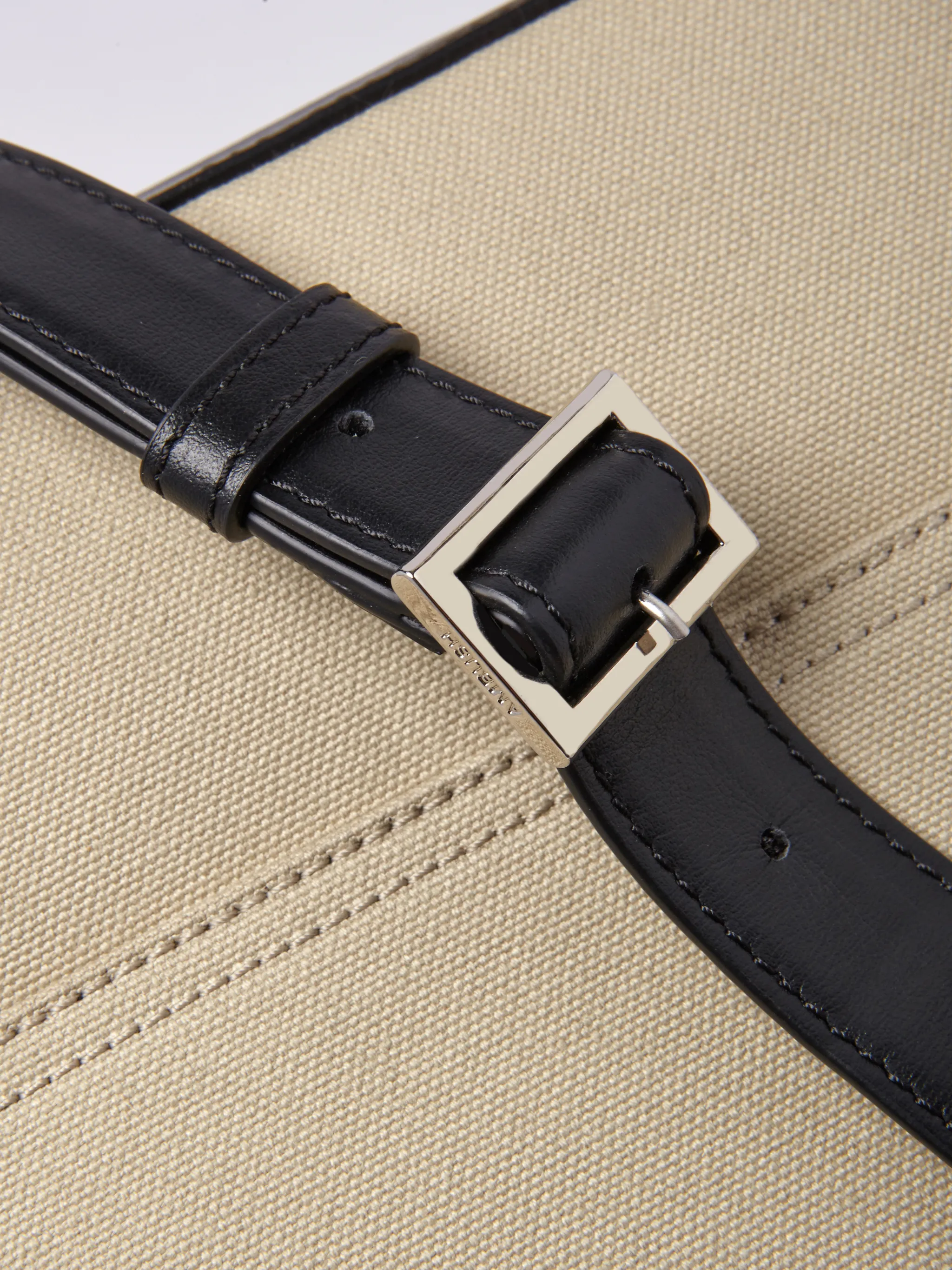 CROSS BODY BAG