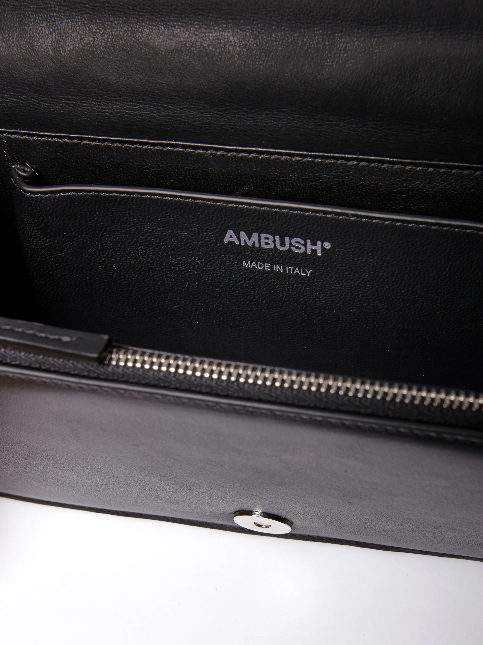 CROSSBODY CHAIN BAG