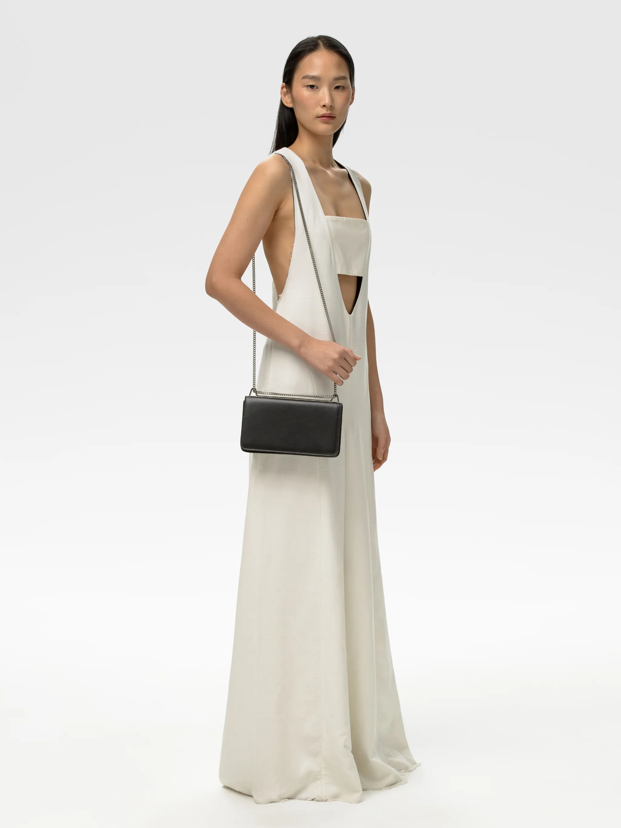 CROSSBODY CHAIN BAG