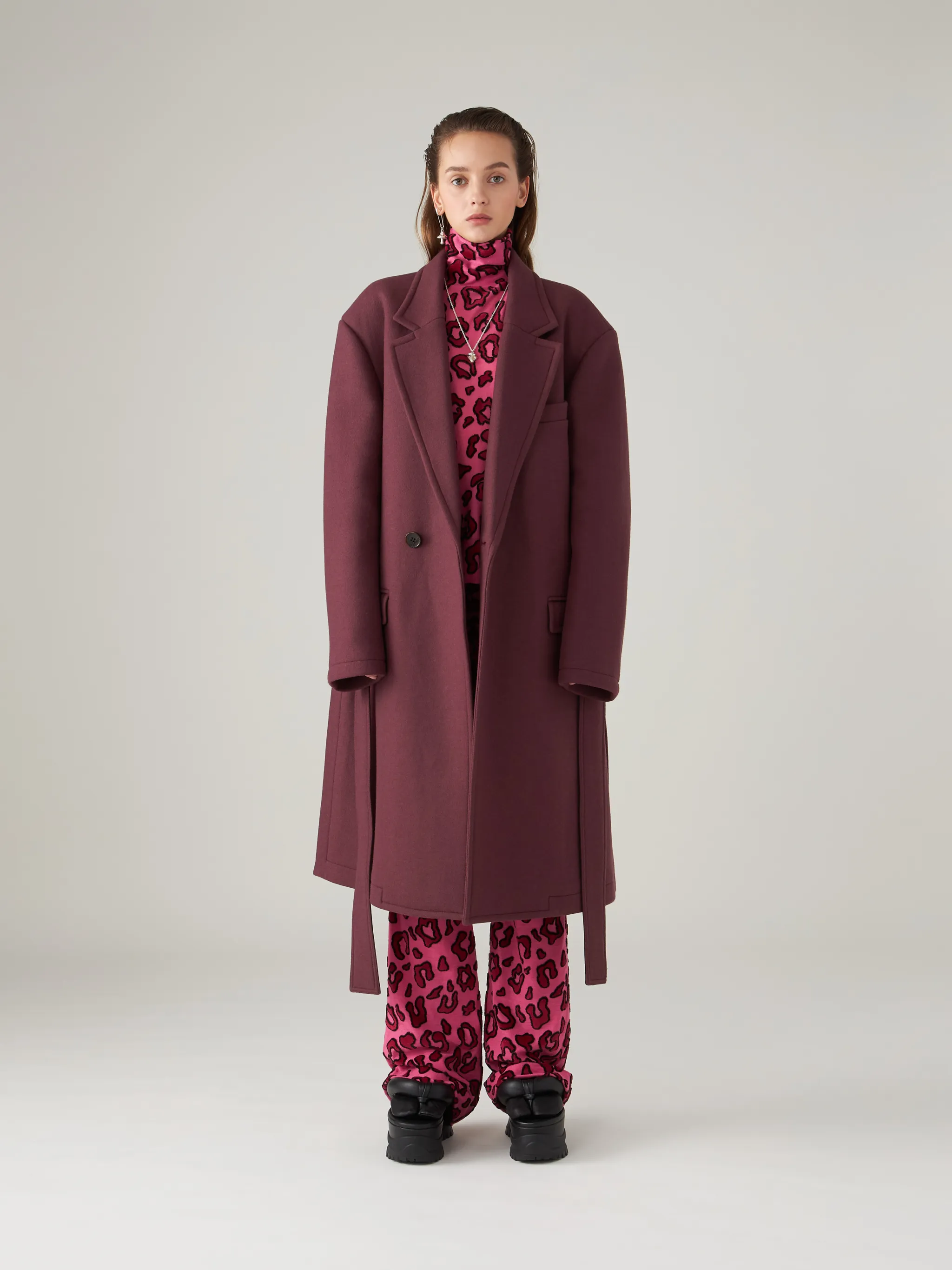 DOUBLE BREASTED LONG COAT