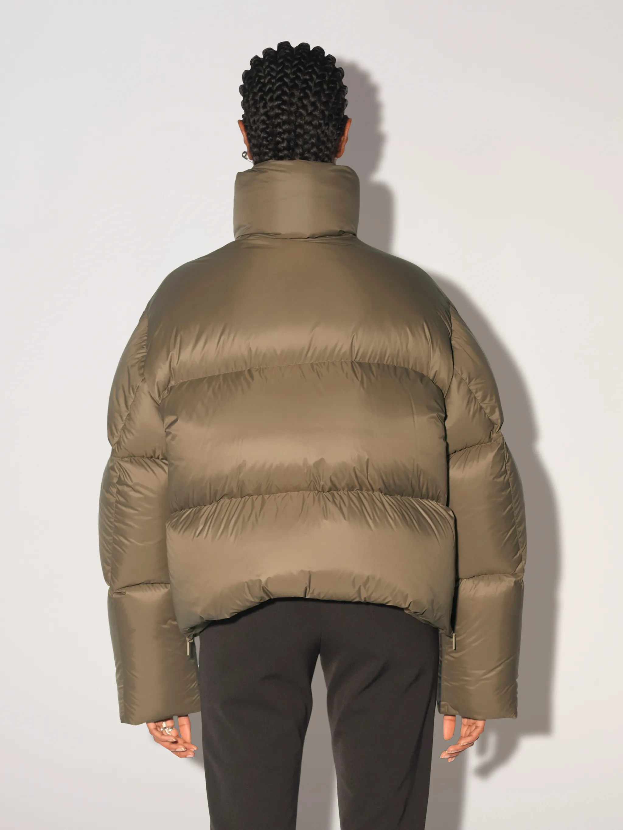 DOWN JACKET