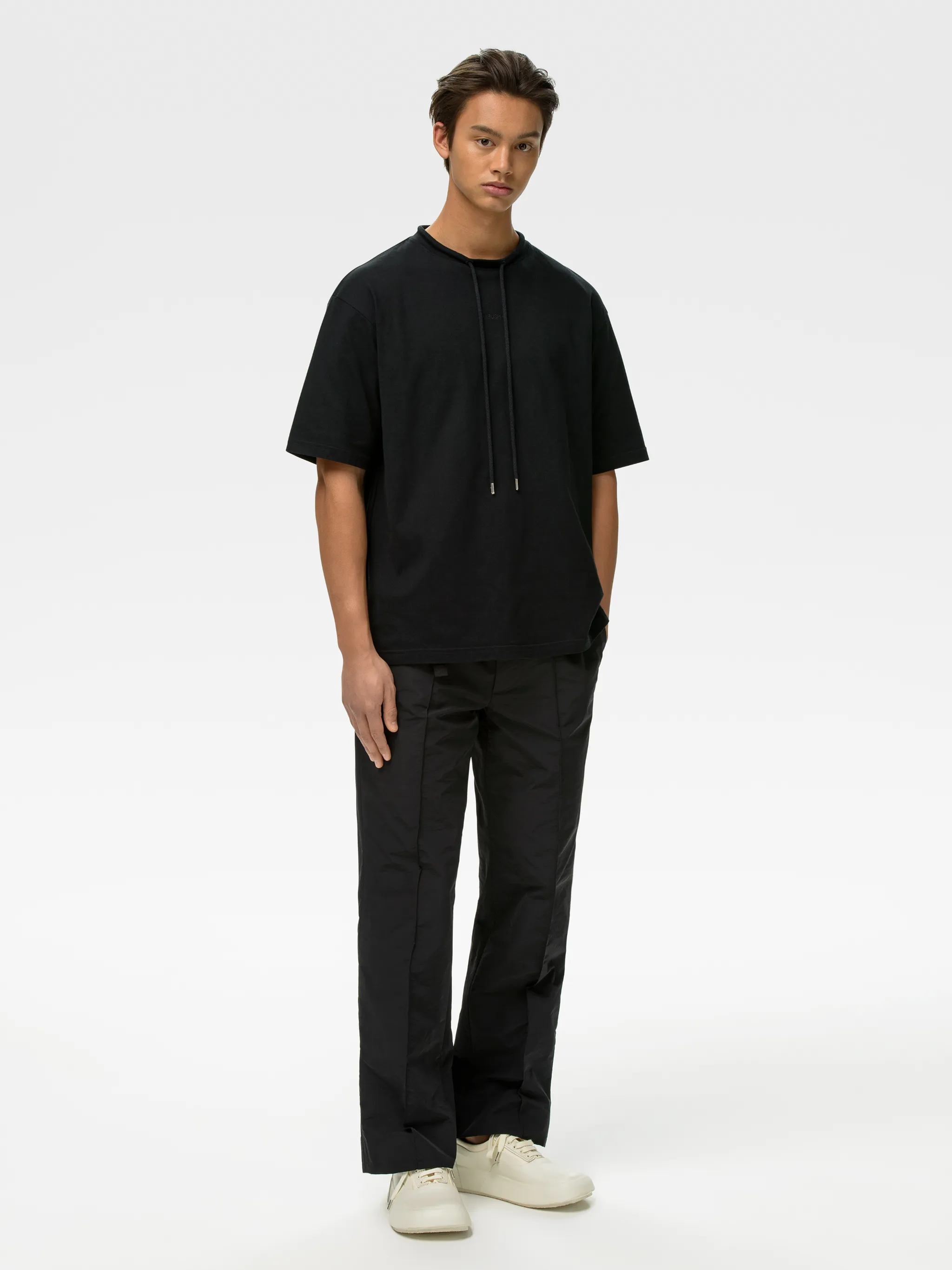 DRAWSTRING COLLAR T-SHIRT
