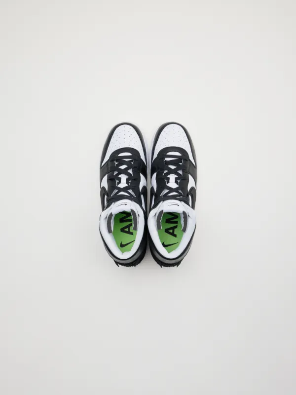 dunk high black ambush