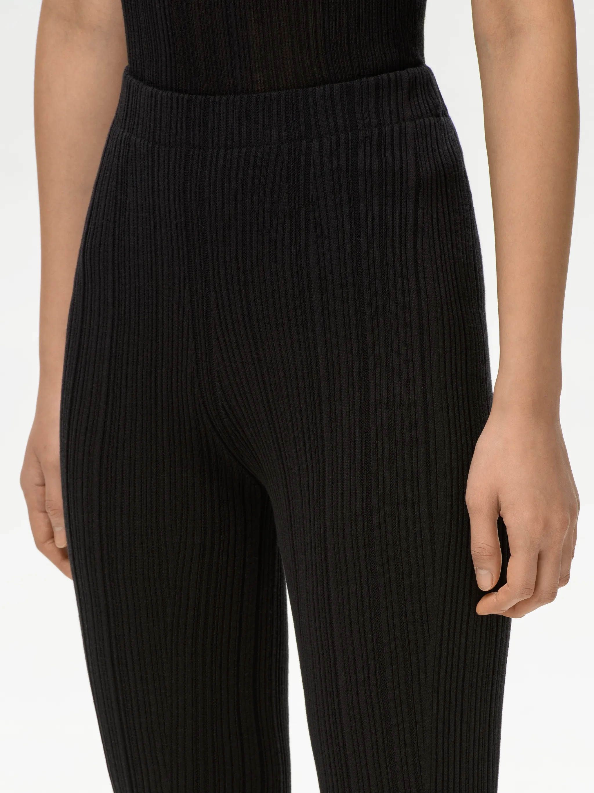 ELASTICBAND KNIT PANTS