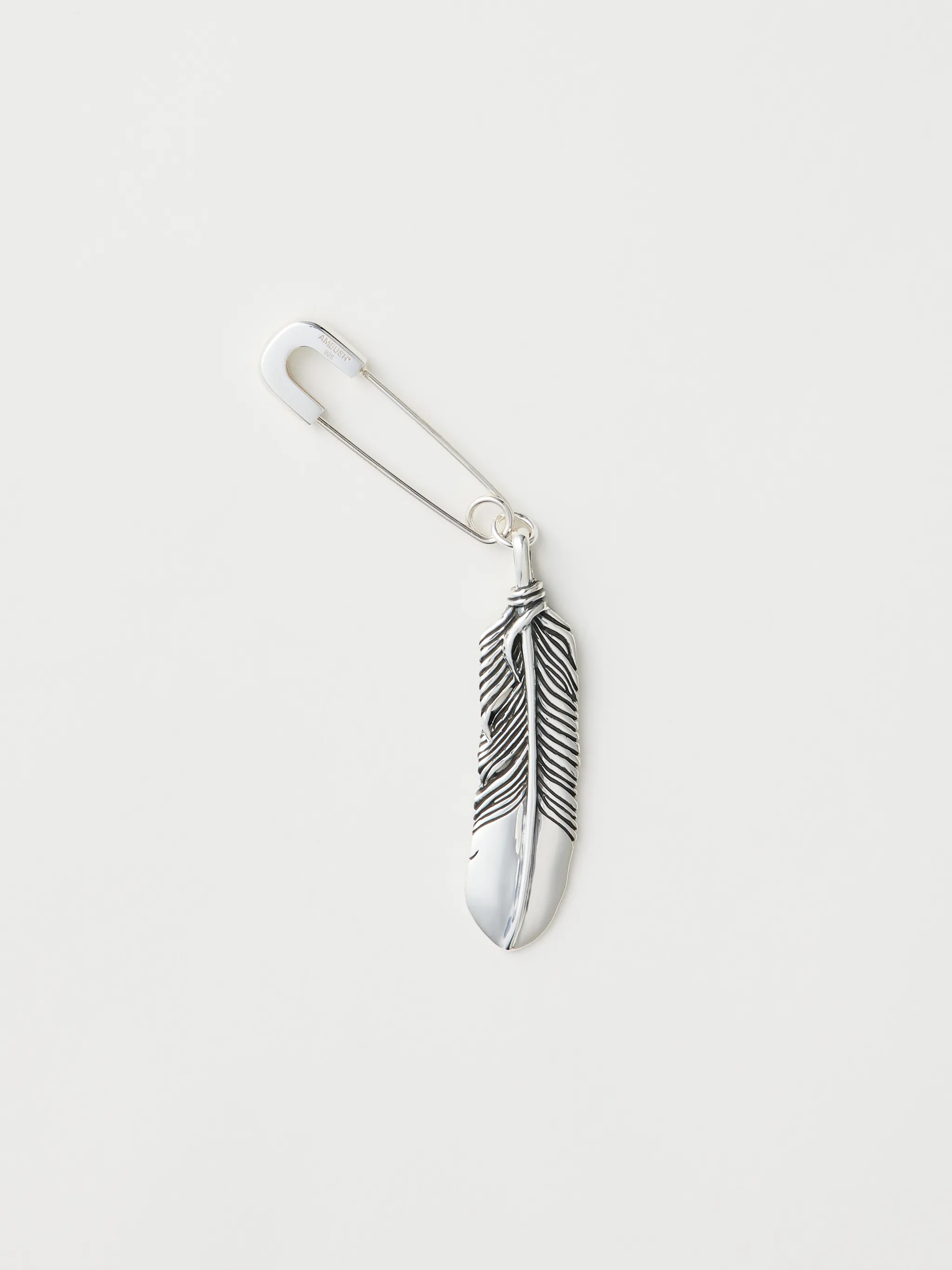 FEATHER CHARM EARRING