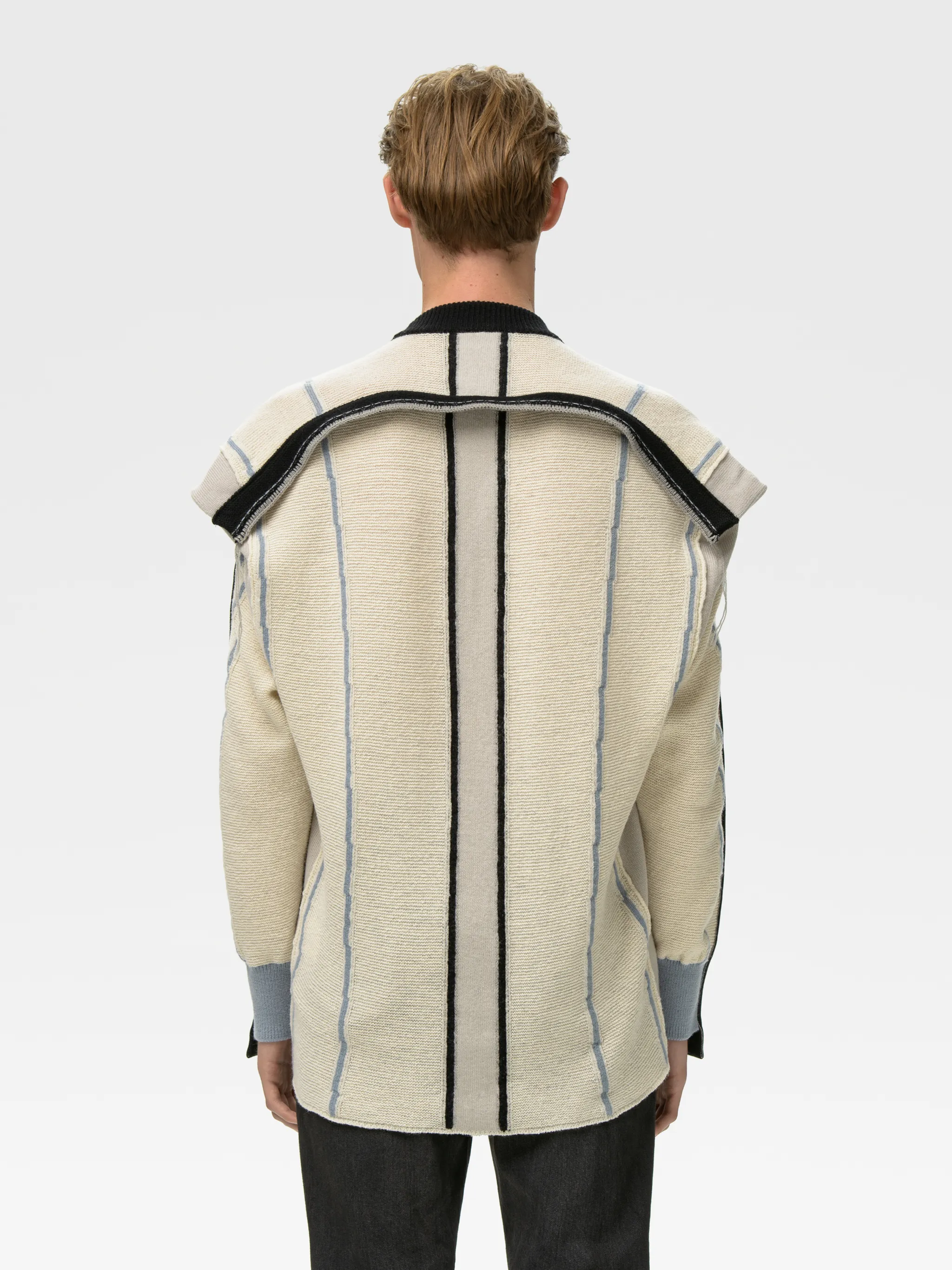 FOLDING KNIT SWEATER