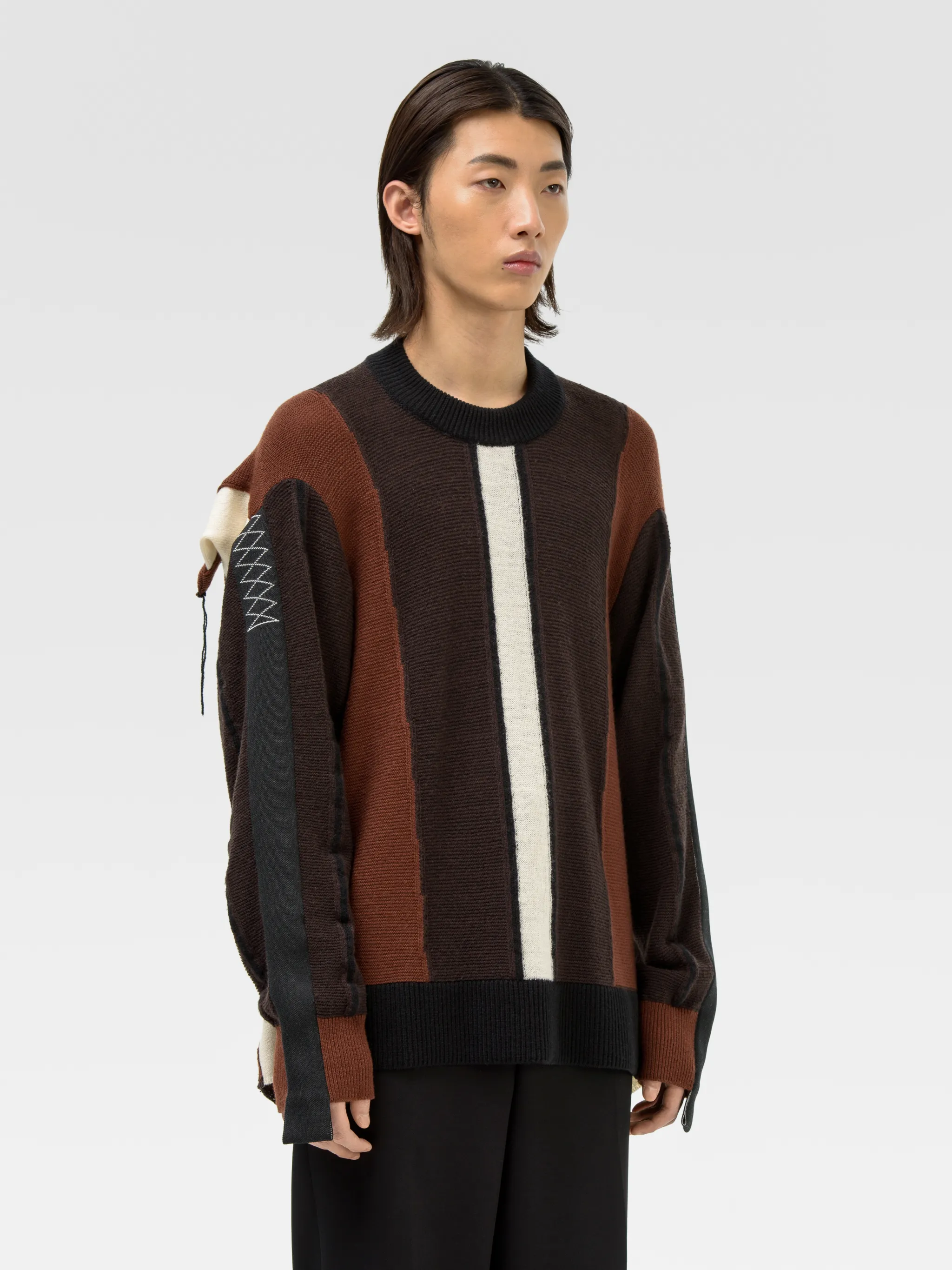 FOLDING KNIT SWEATER