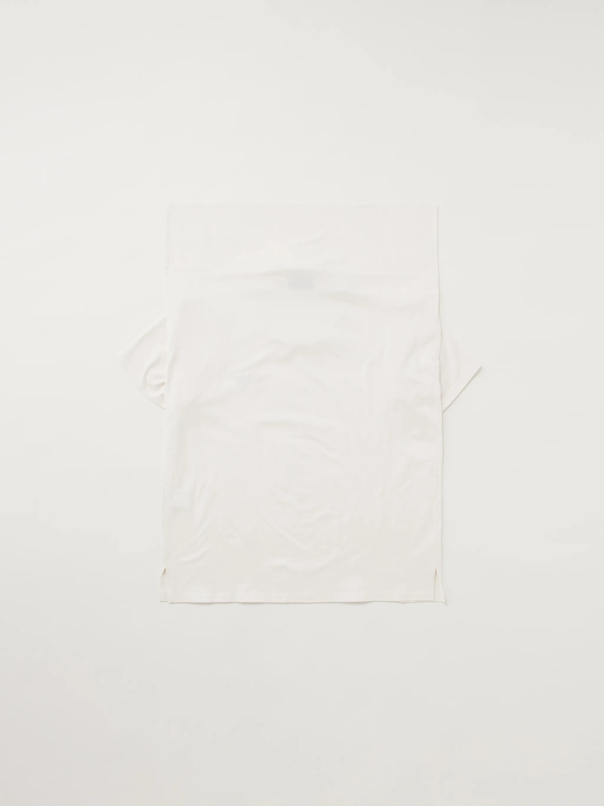 FOLDING T-SHIRT