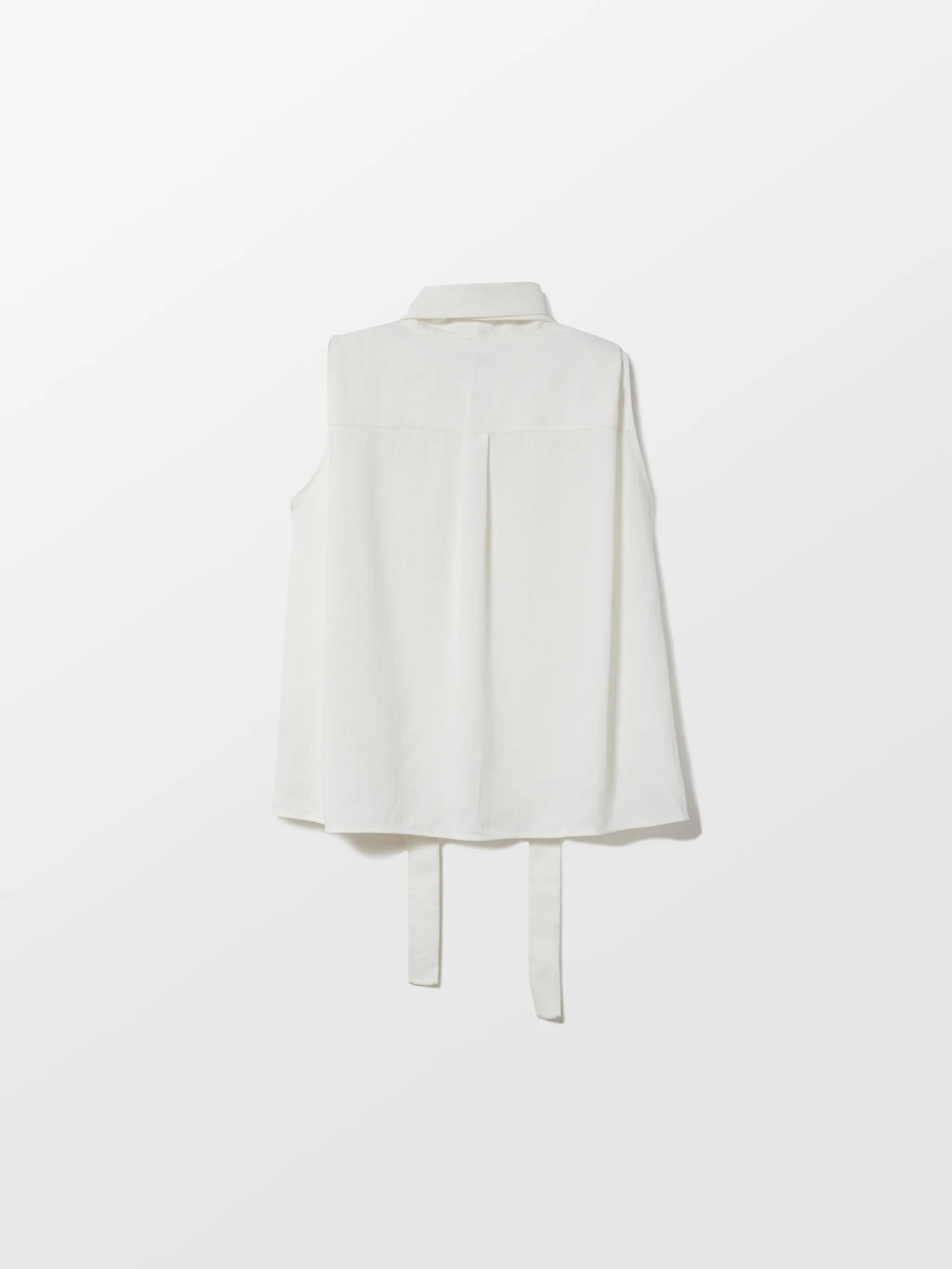 HEMP SLEEVELESS SQUARED TOP