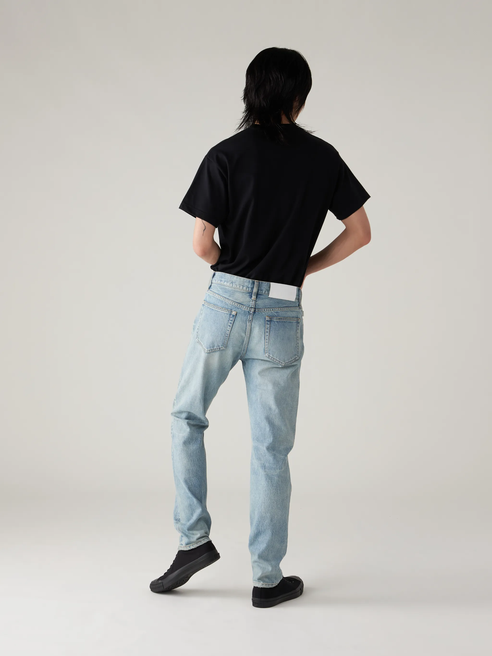 high waist slim-fit jeans