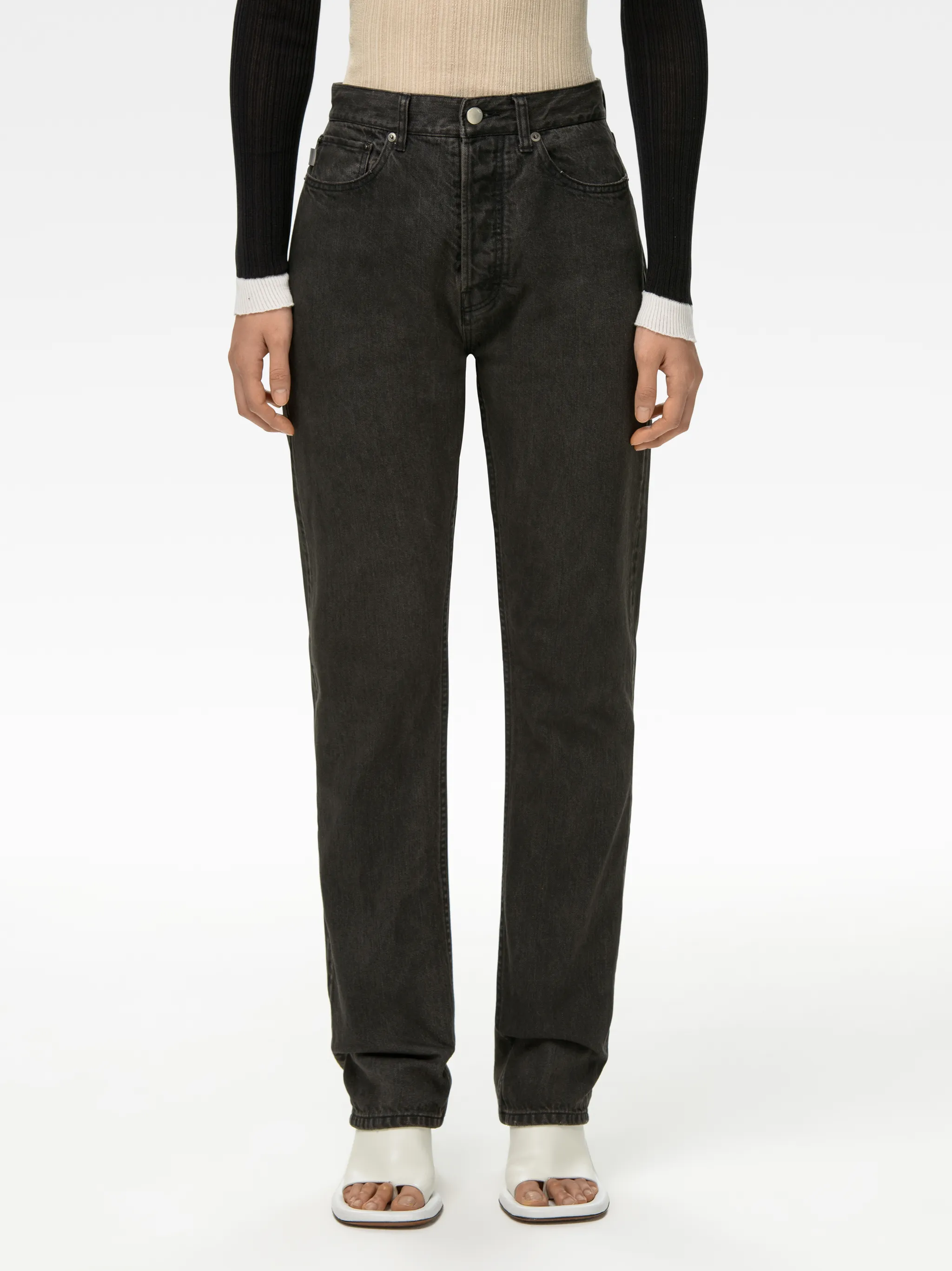 LADIES RELAX FIT DENIM PANTS
