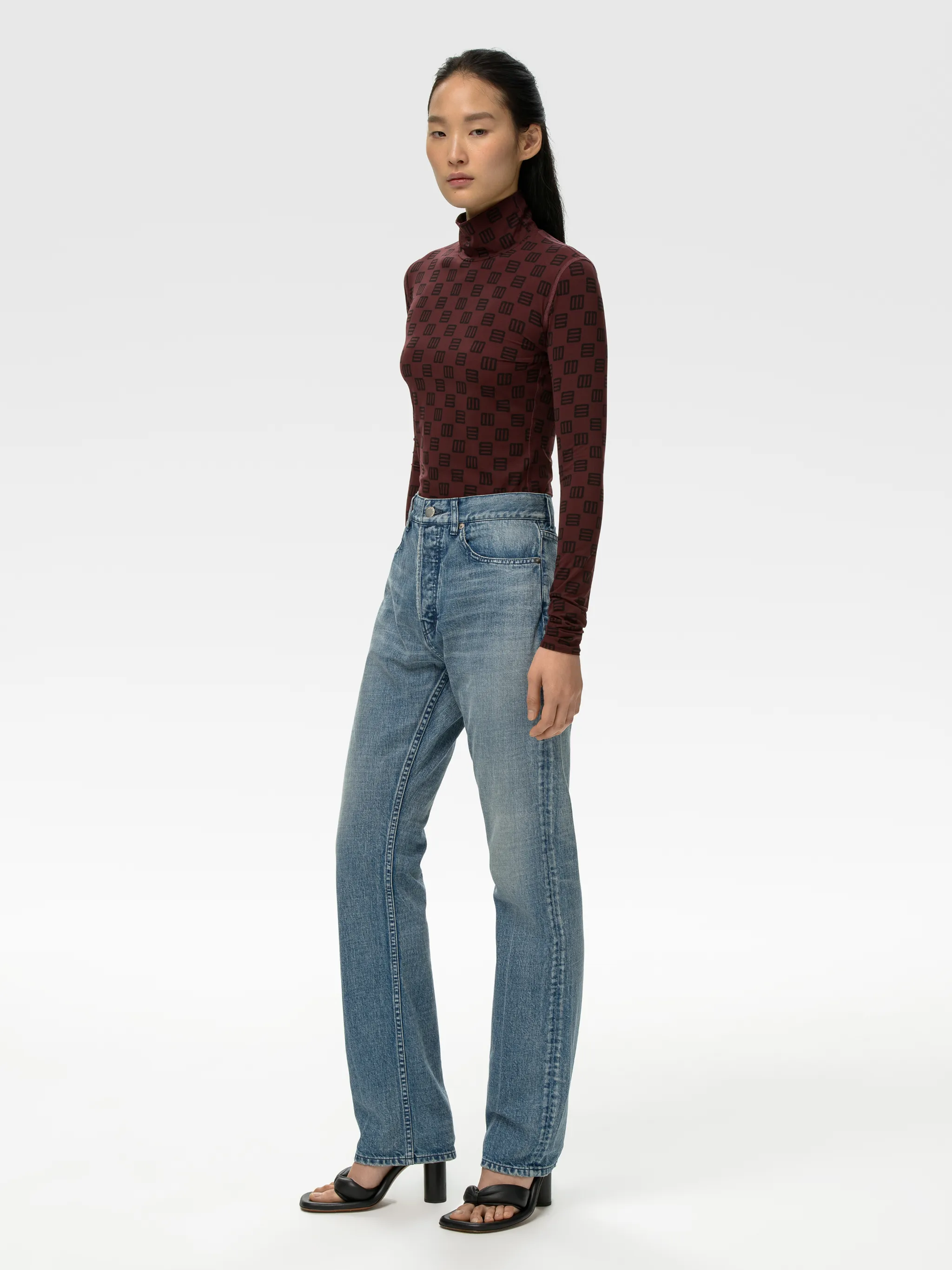 LADIES RELAX FIT DENIM PANTS