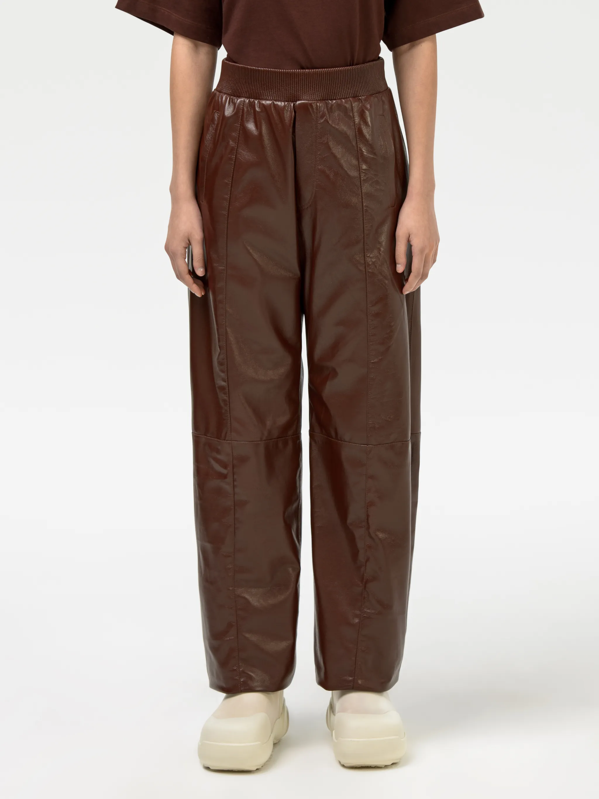 LEATHER PANTS