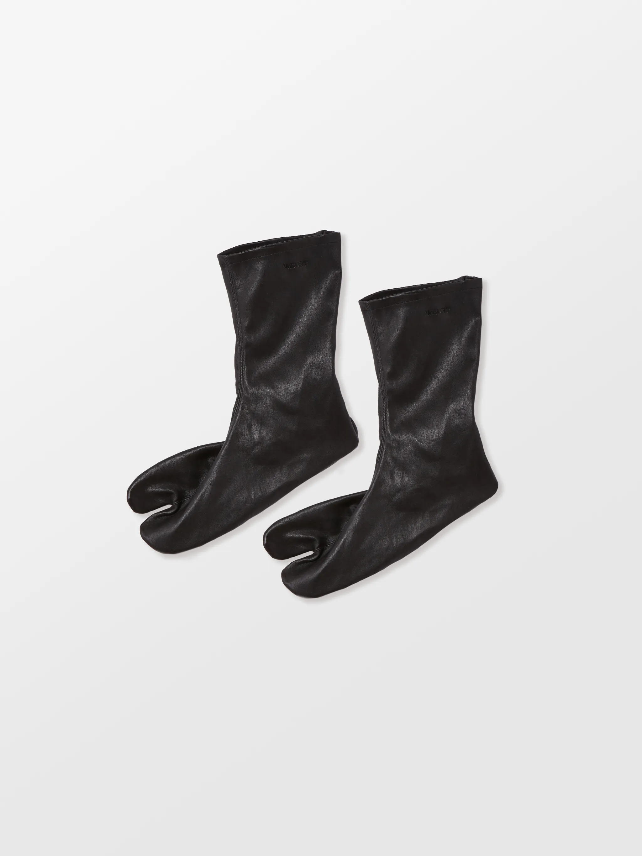 tabi sock boots