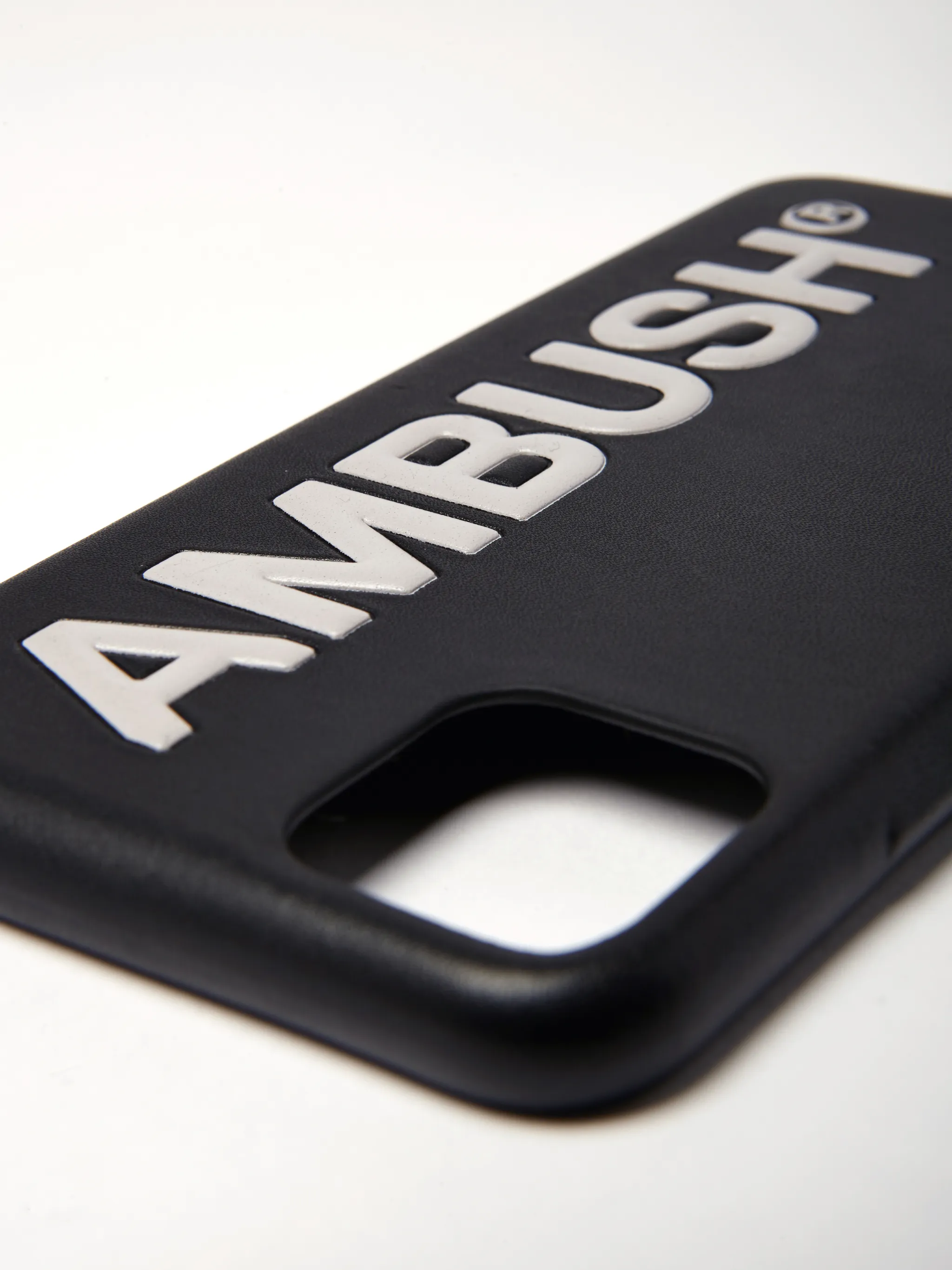 logo-embossed iPhone 11 Pro case