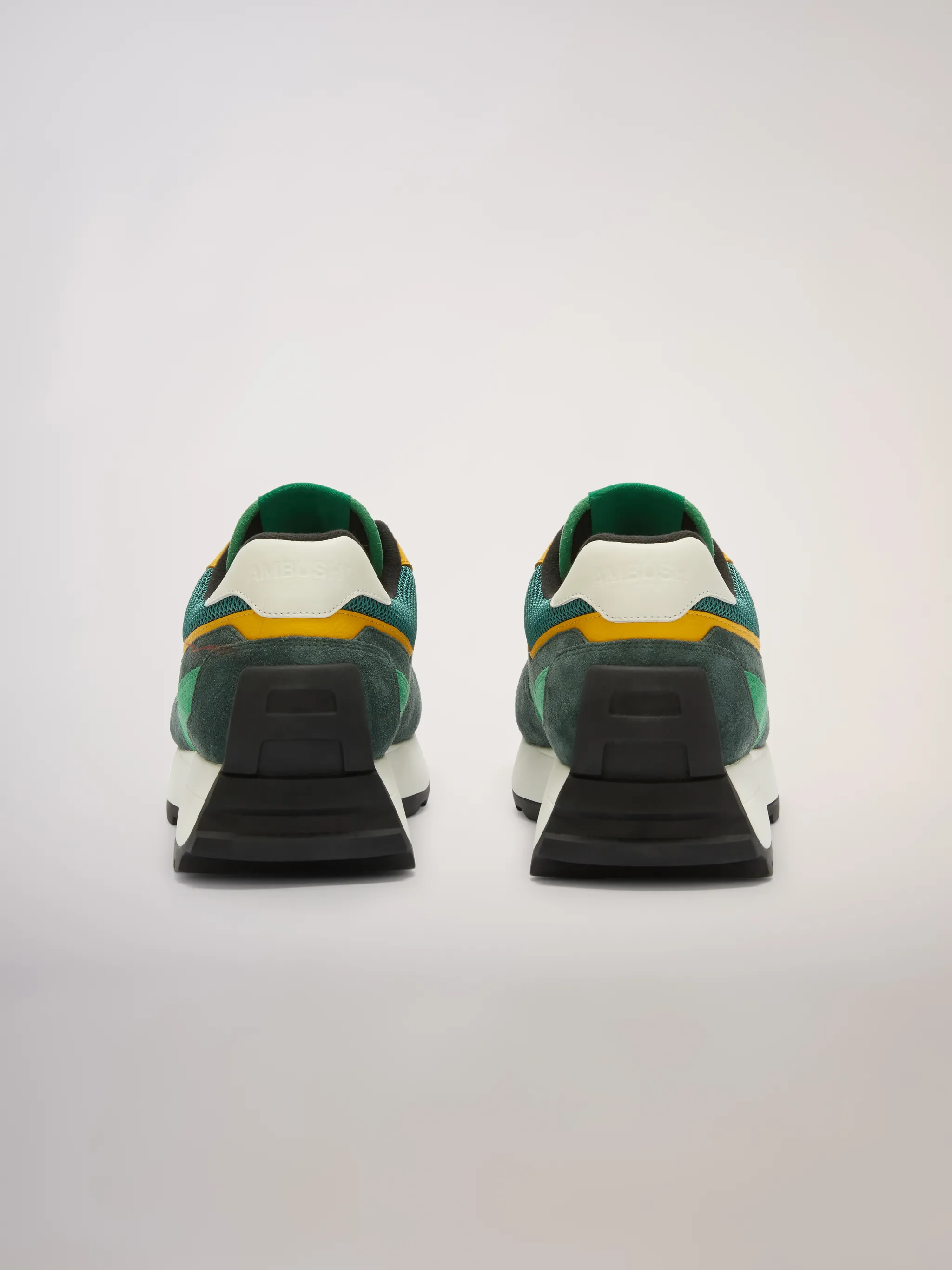 LOW SNEAKERS