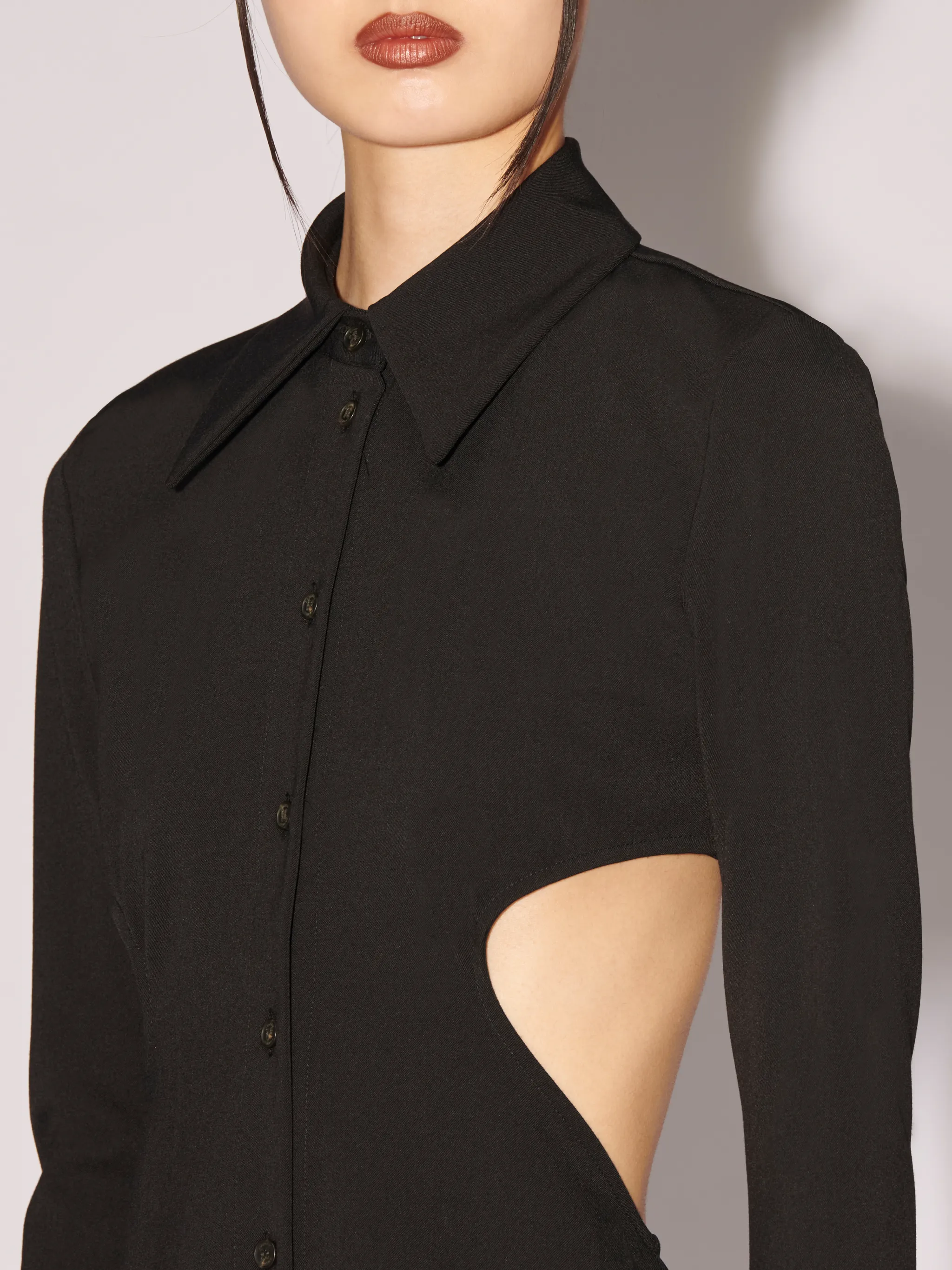 MINI DRESS CUT OUT