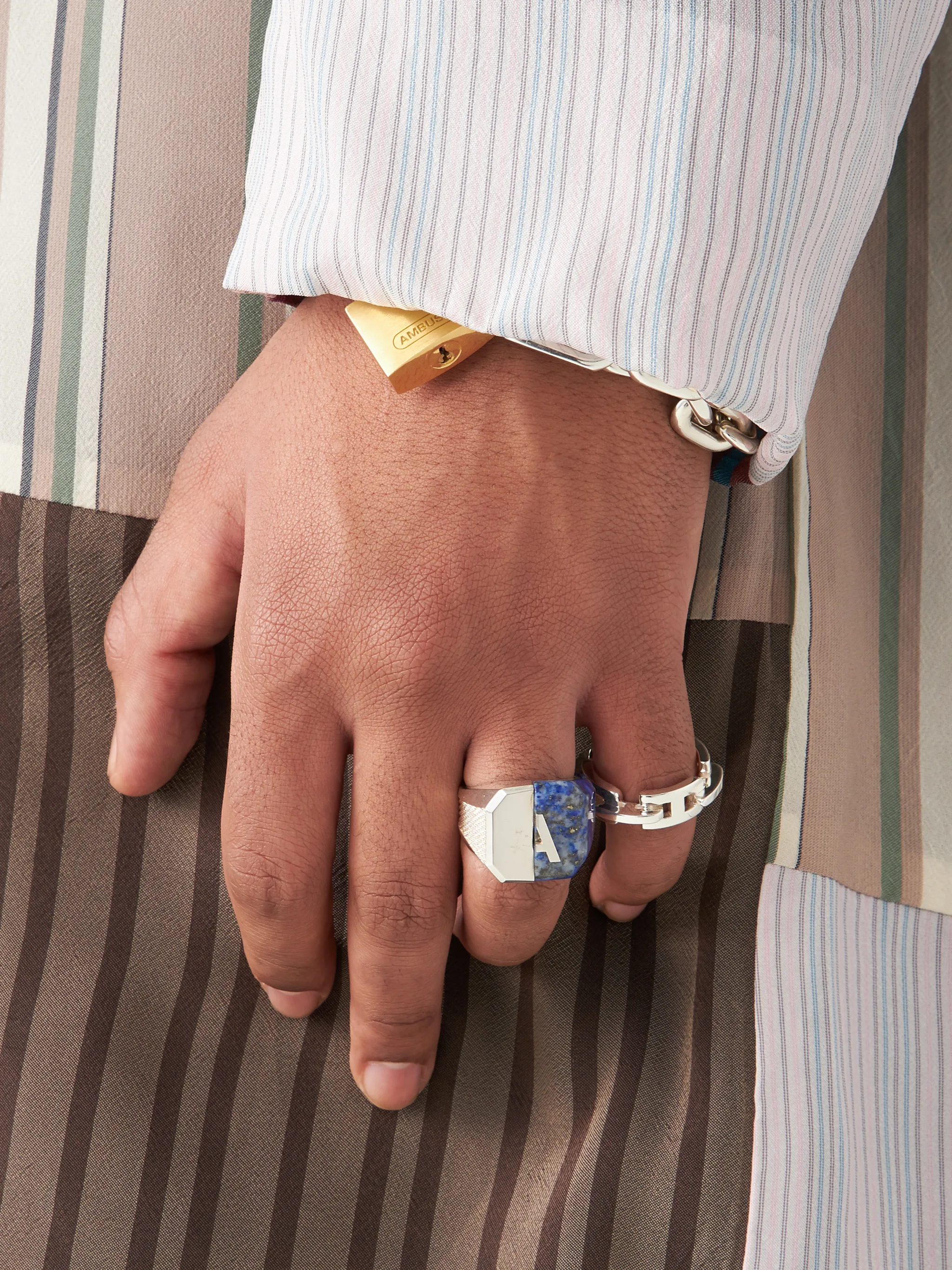 MISFIT STONE RING