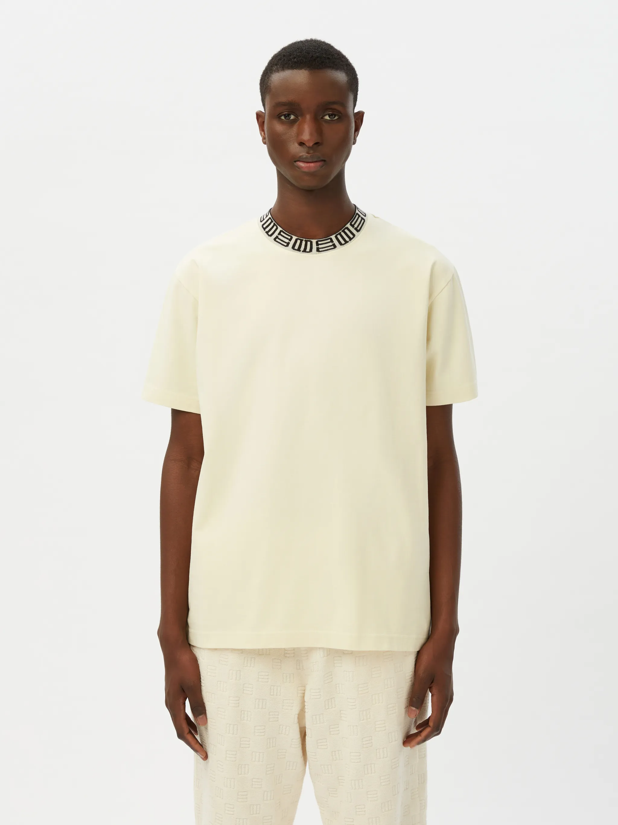 ribbed collar t shirt