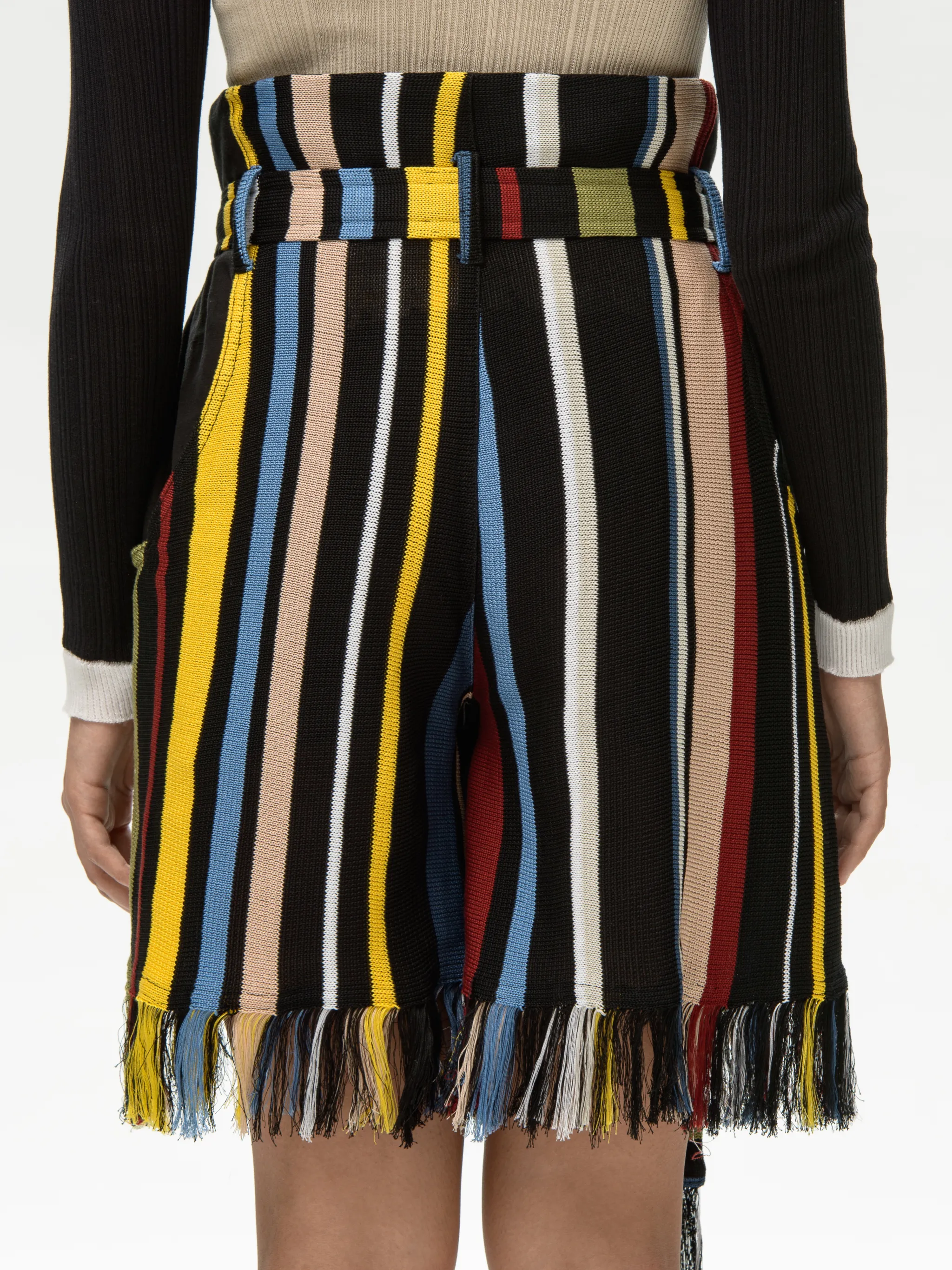 MULTICOLOR FRINGED KNIT SHORT PANTS