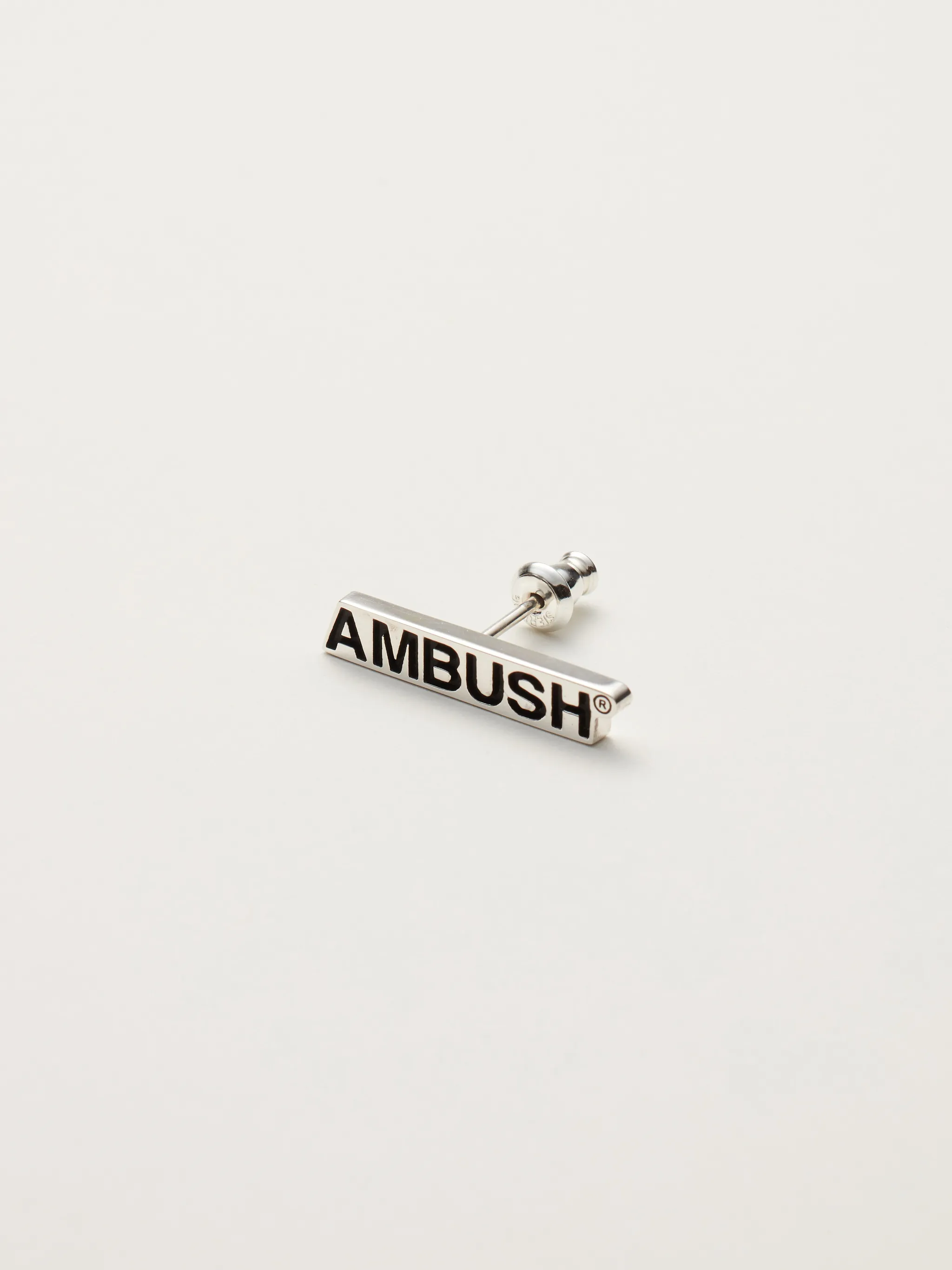 NAME PLATE EARRING