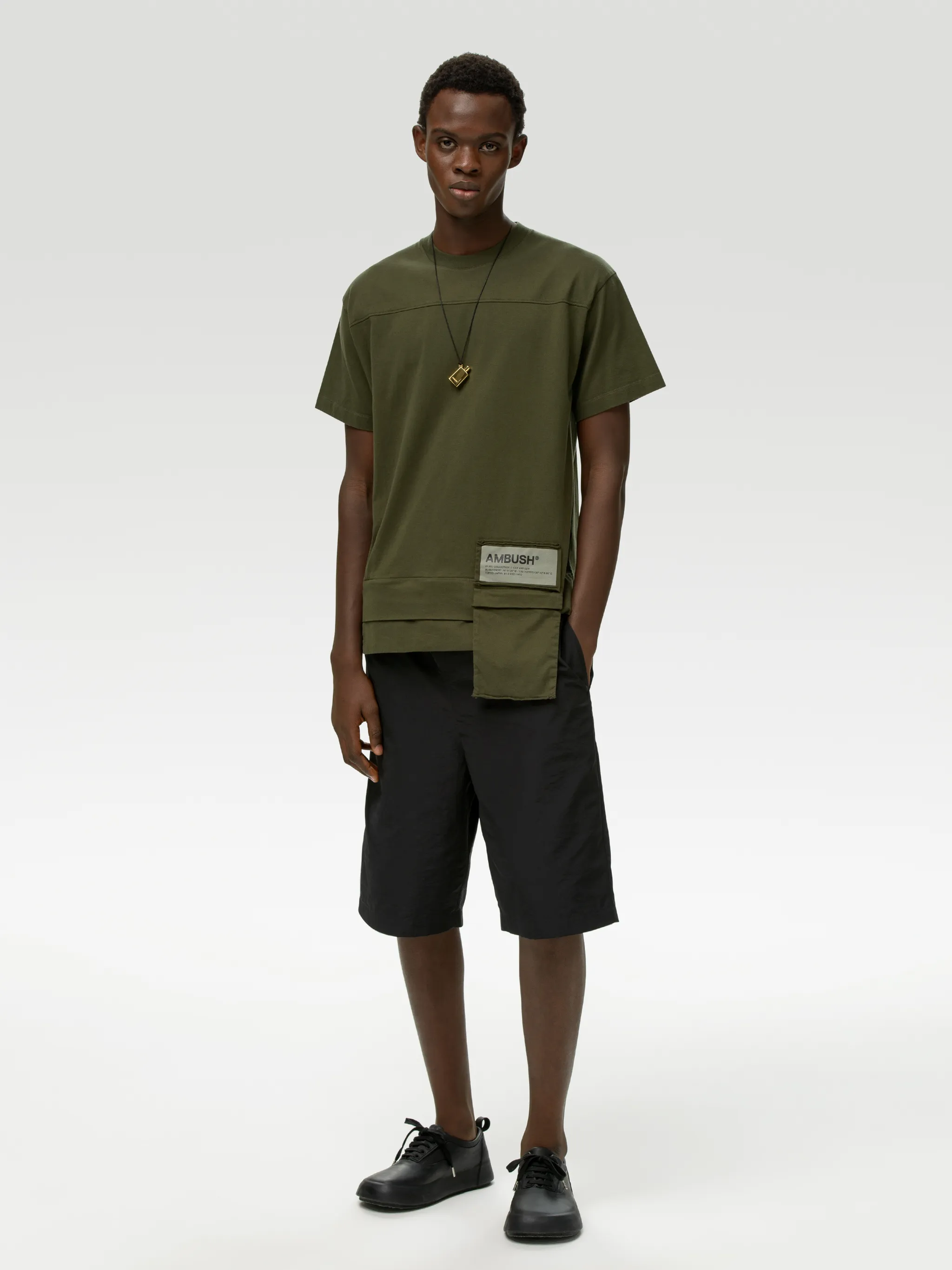 NEW WAIST POCKET T‑SHIRT