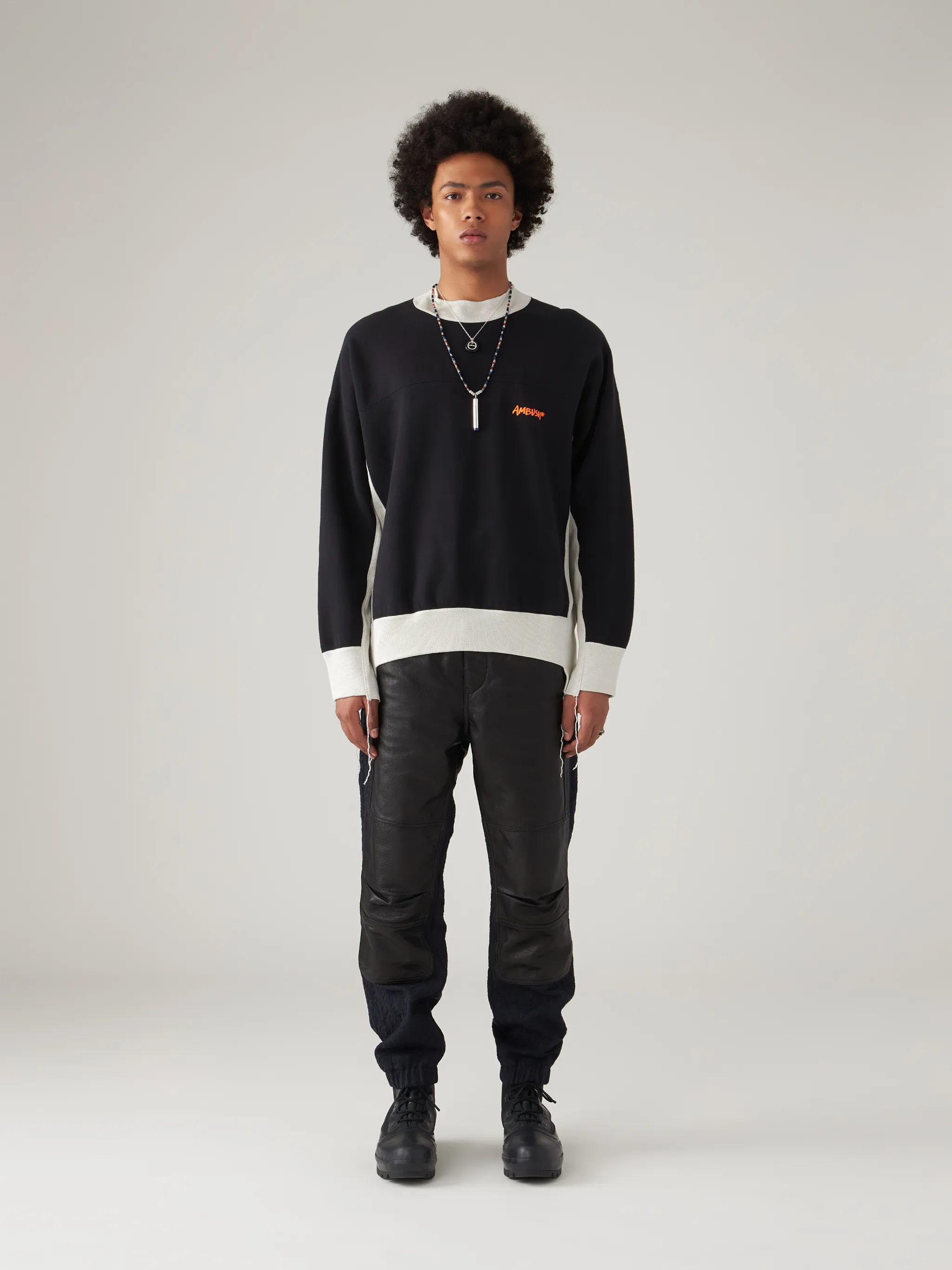 PANEL SWEATSHIRT