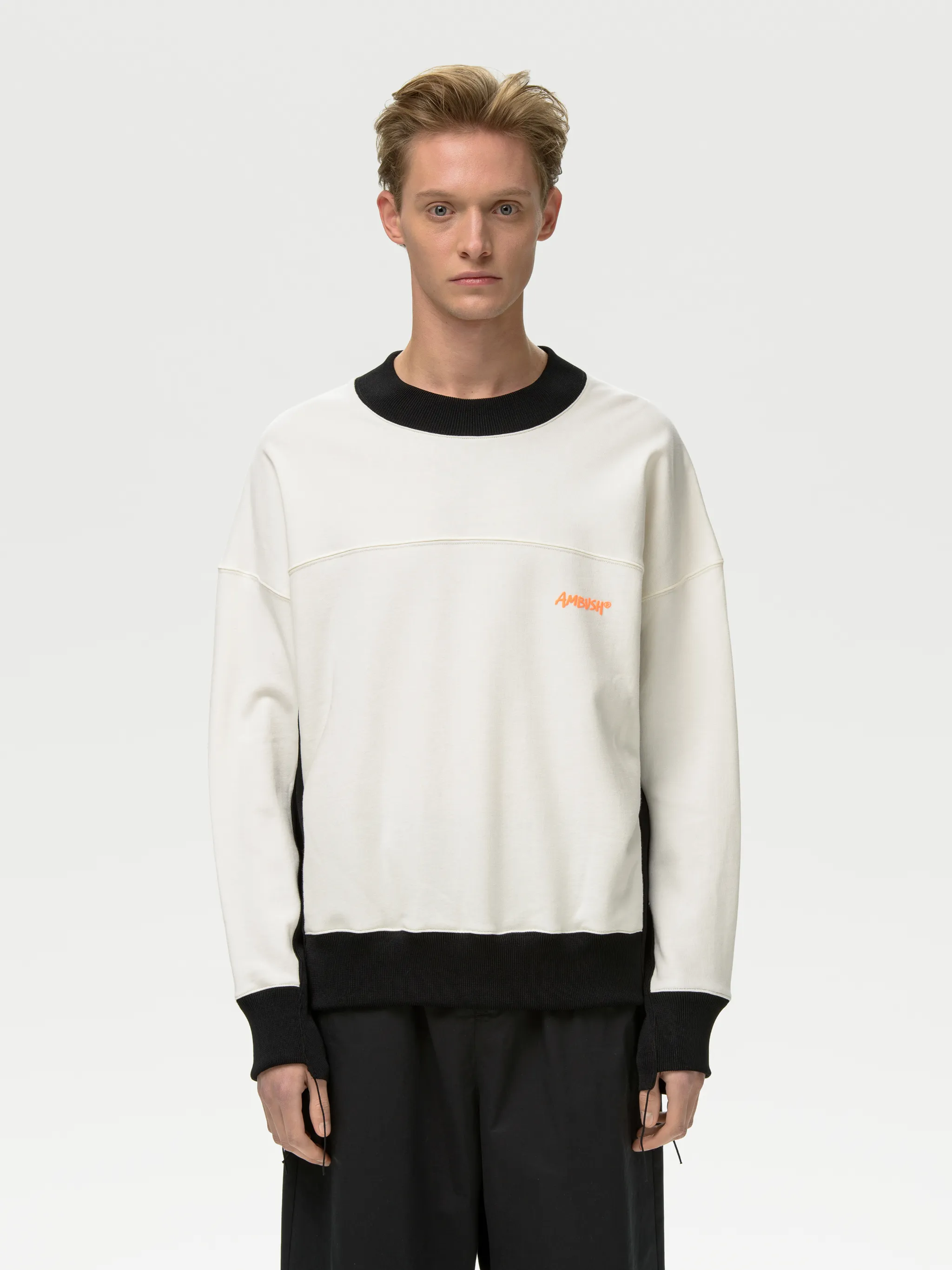 PANEL SWEATSHIRT