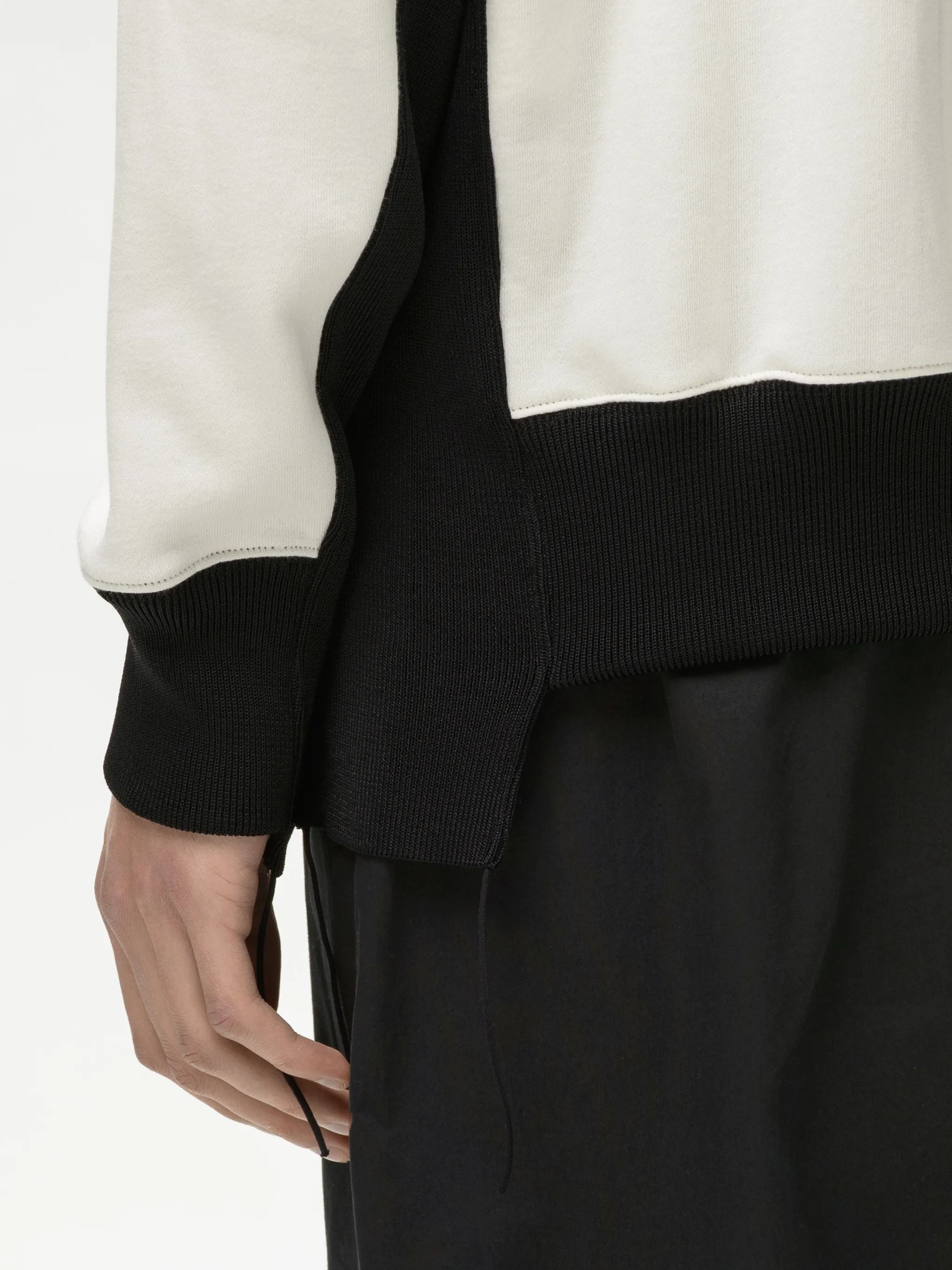 PANEL SWEATSHIRT