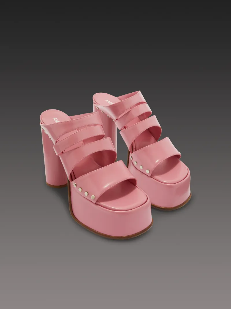 PLATFORM SANDAL
