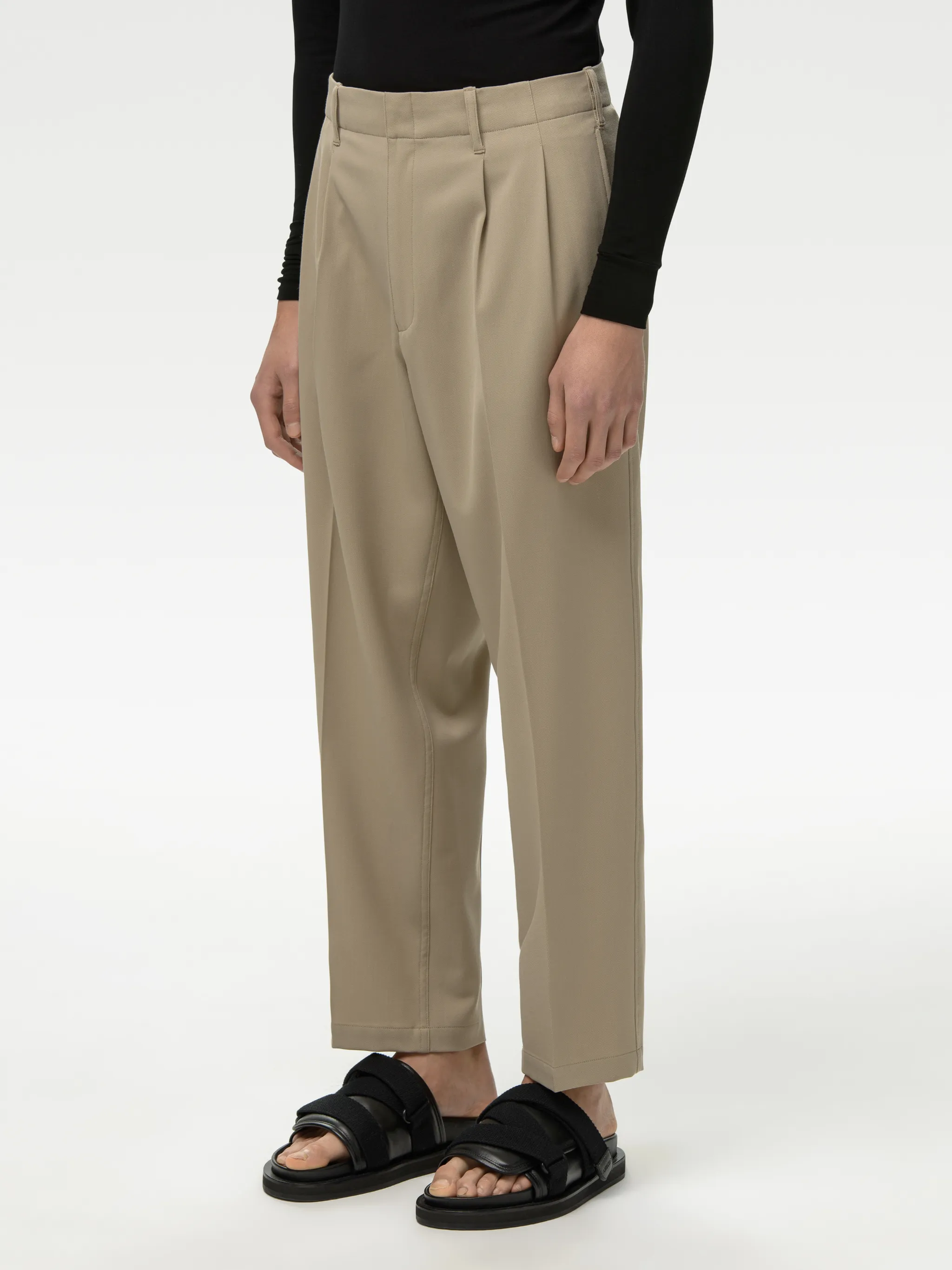 RELAX FIT SUIT PANTS
