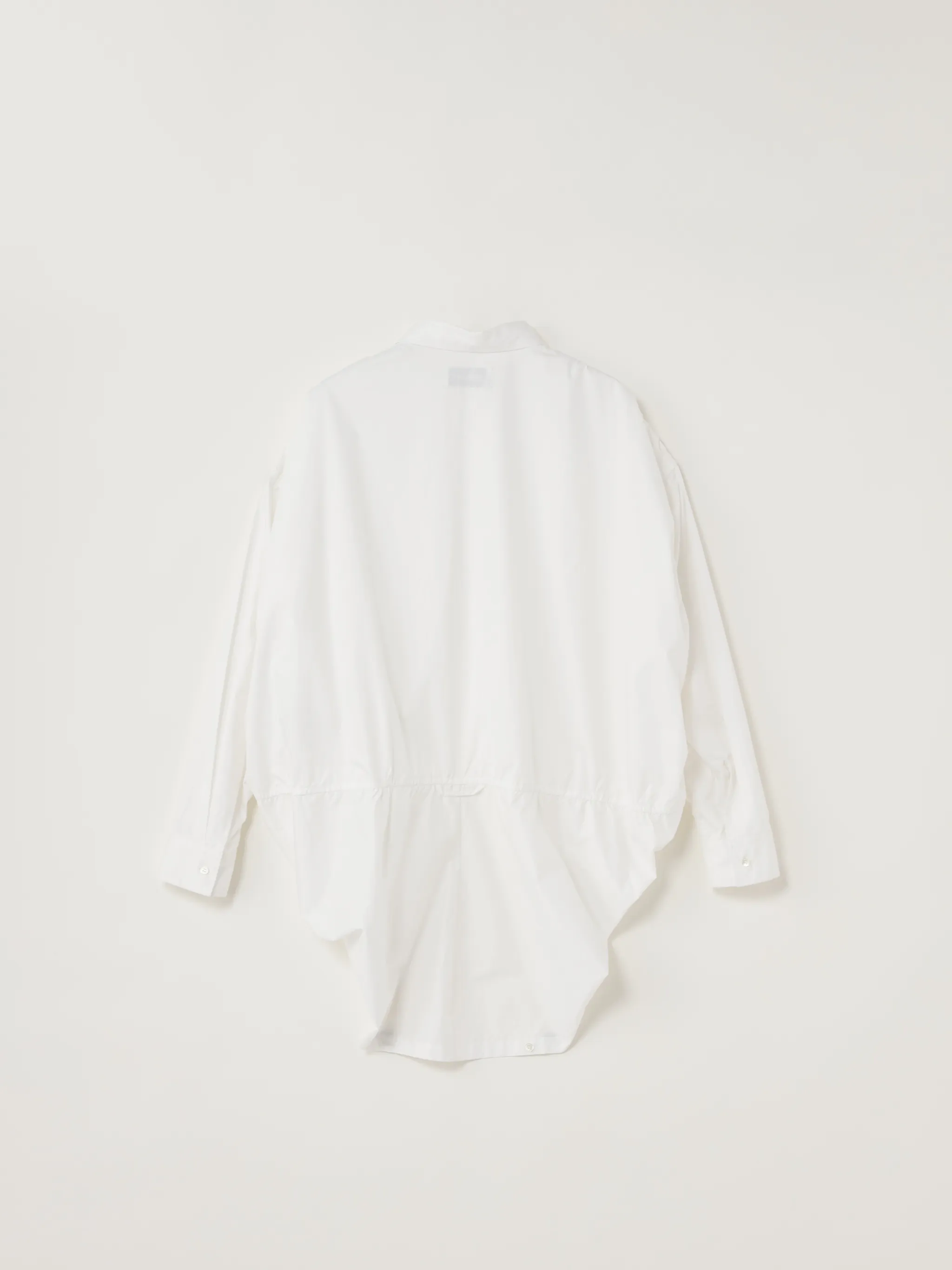 rounded hem shirt