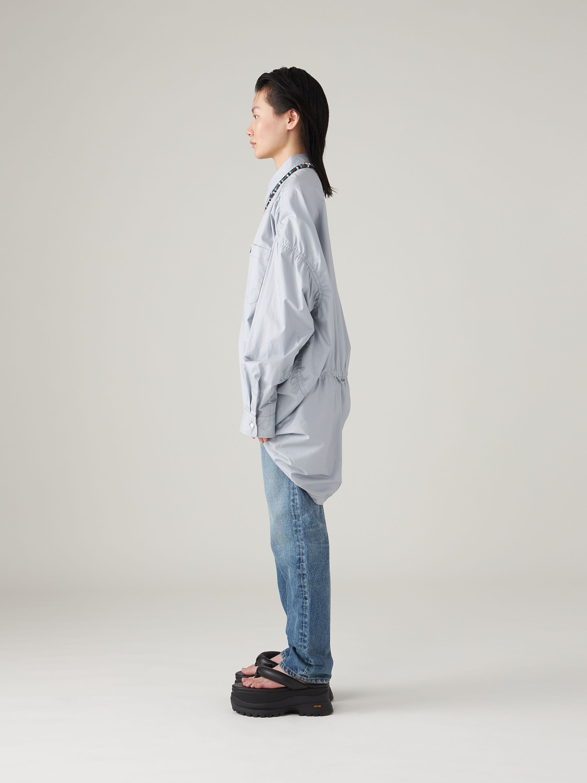 rounded hem shirt