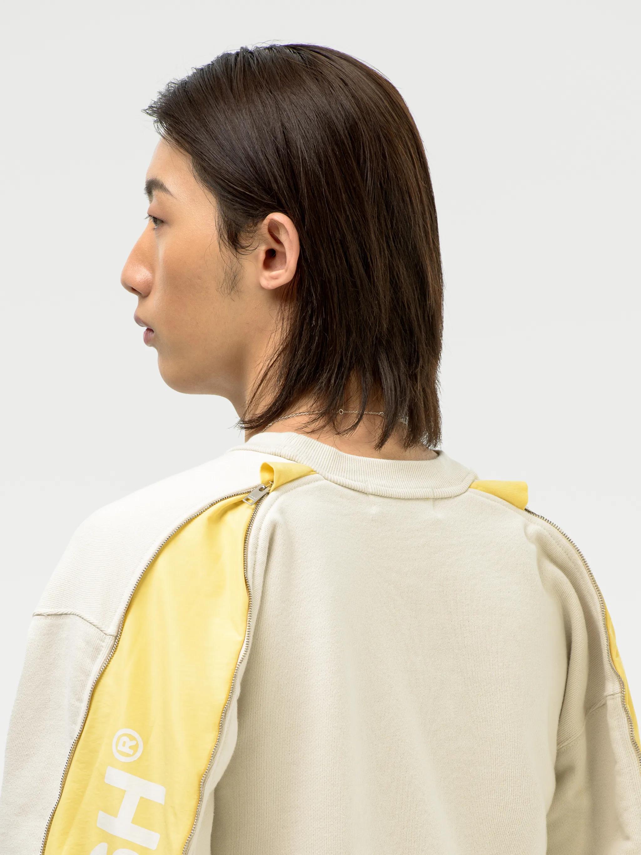 SLEEVE LOGO SWEATSHIRT