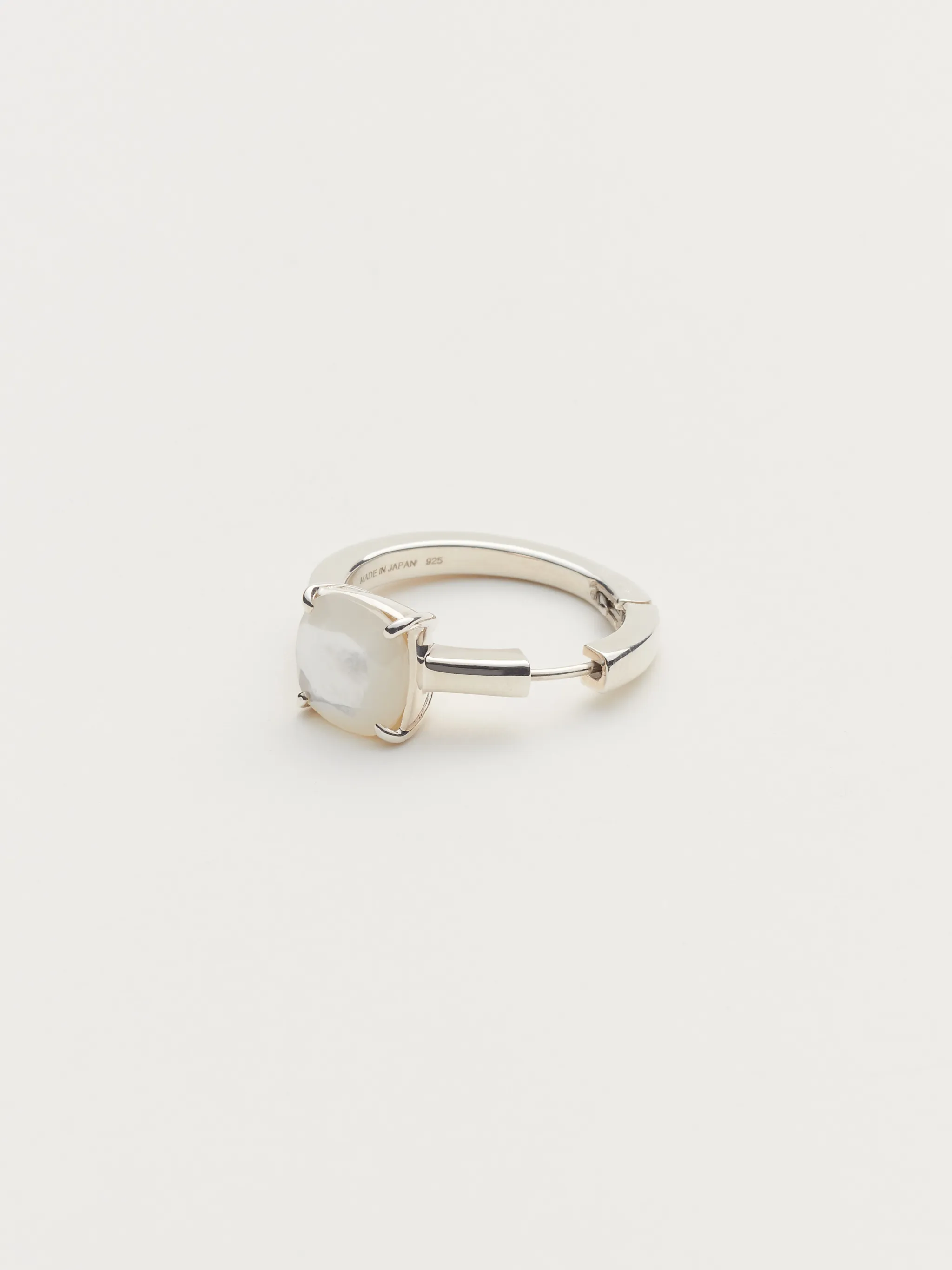SOLITAIRE STONE EARRING