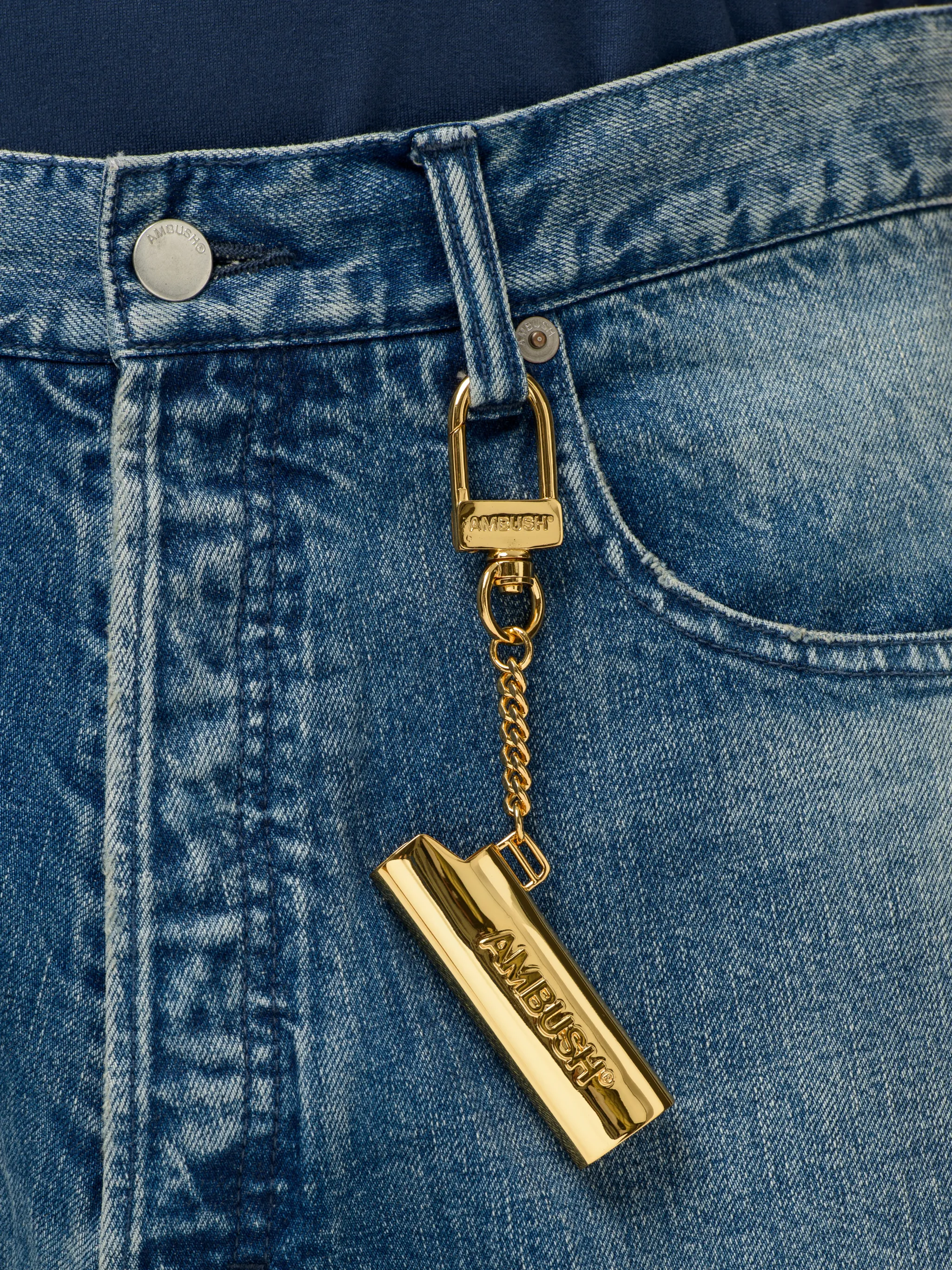 SS21 LOGO LIGHTER CASE KEY CHAIN