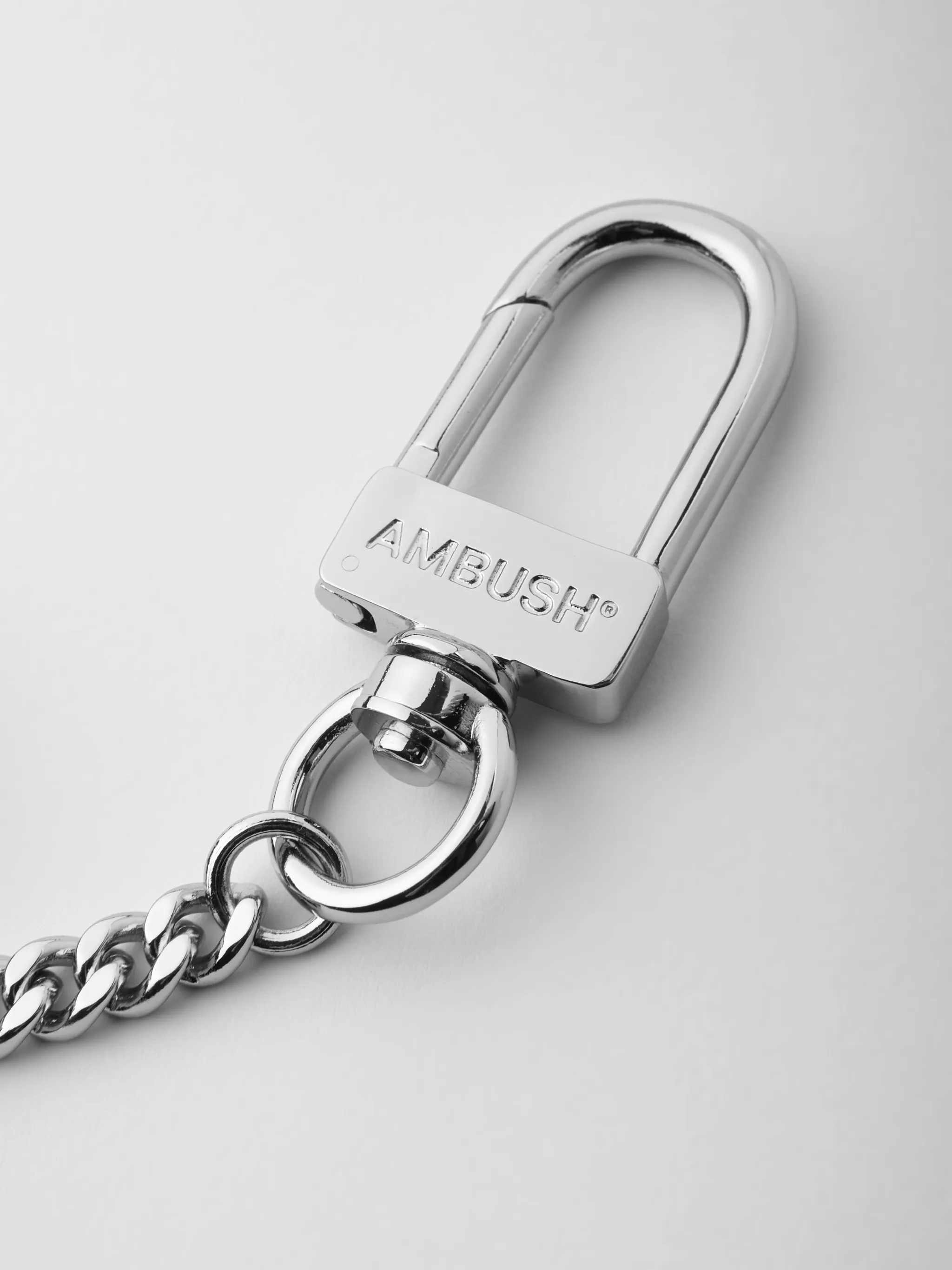 SS21 LOGO LIGHTER CASE KEY CHAIN