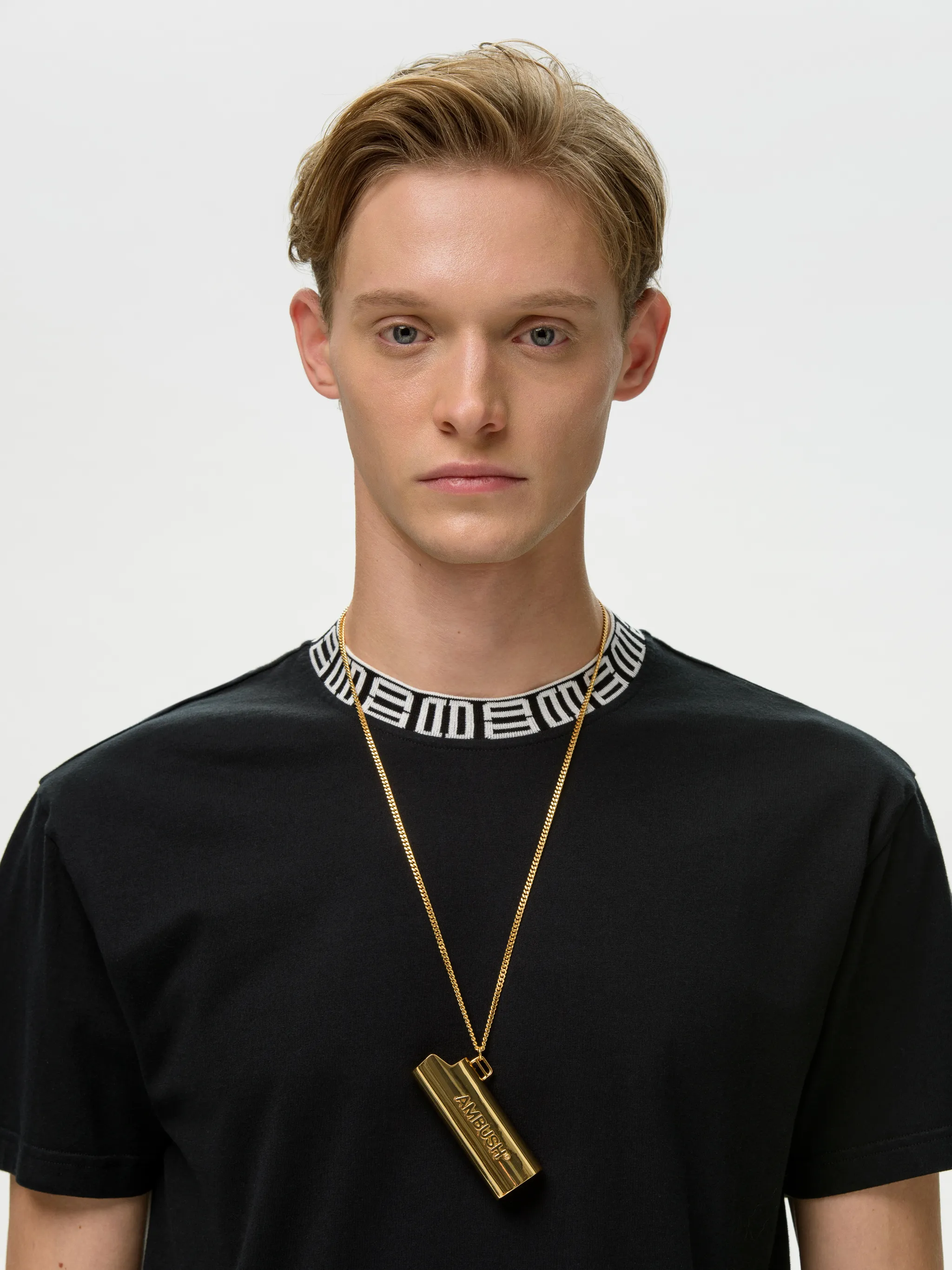 SS21 LOGO LIGHTER CASE NECKLACE L